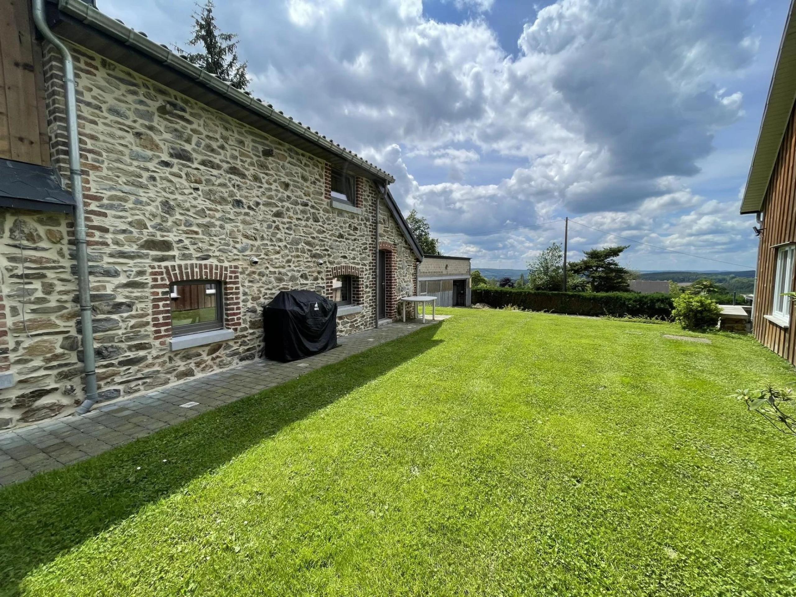 Loué ! Charmante Maison de Village Rénovée à Louer à Trois-Ponts