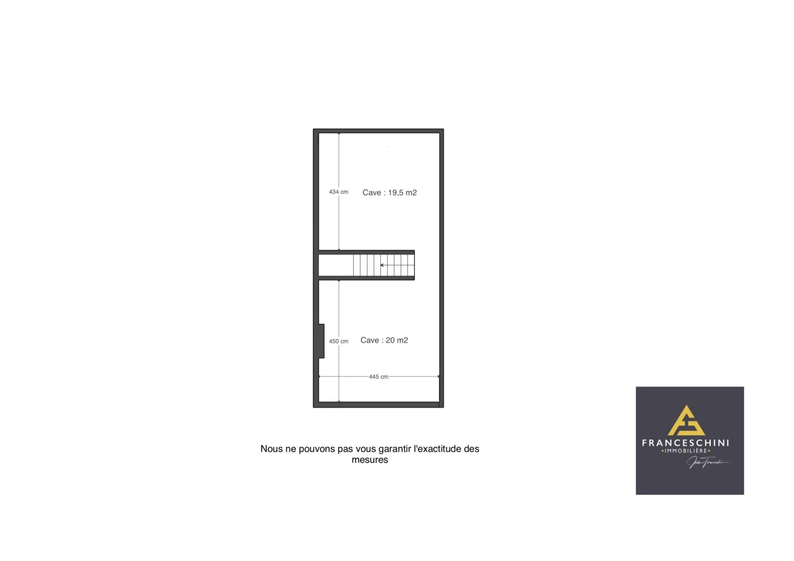 Immeuble 2 appartements, garage et jardin