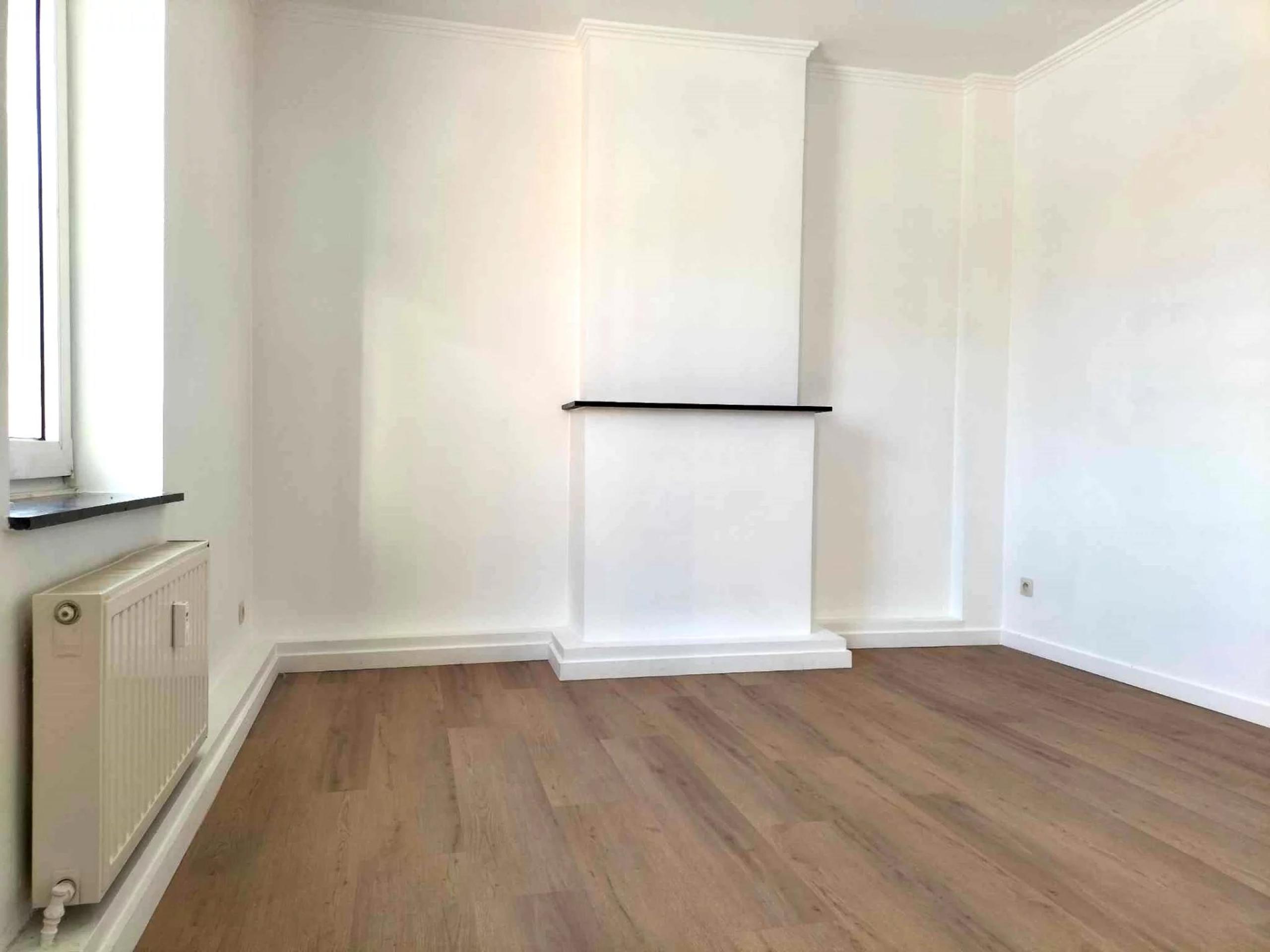 Duplex 2 chambres+bureau dans le centre de Bassenge