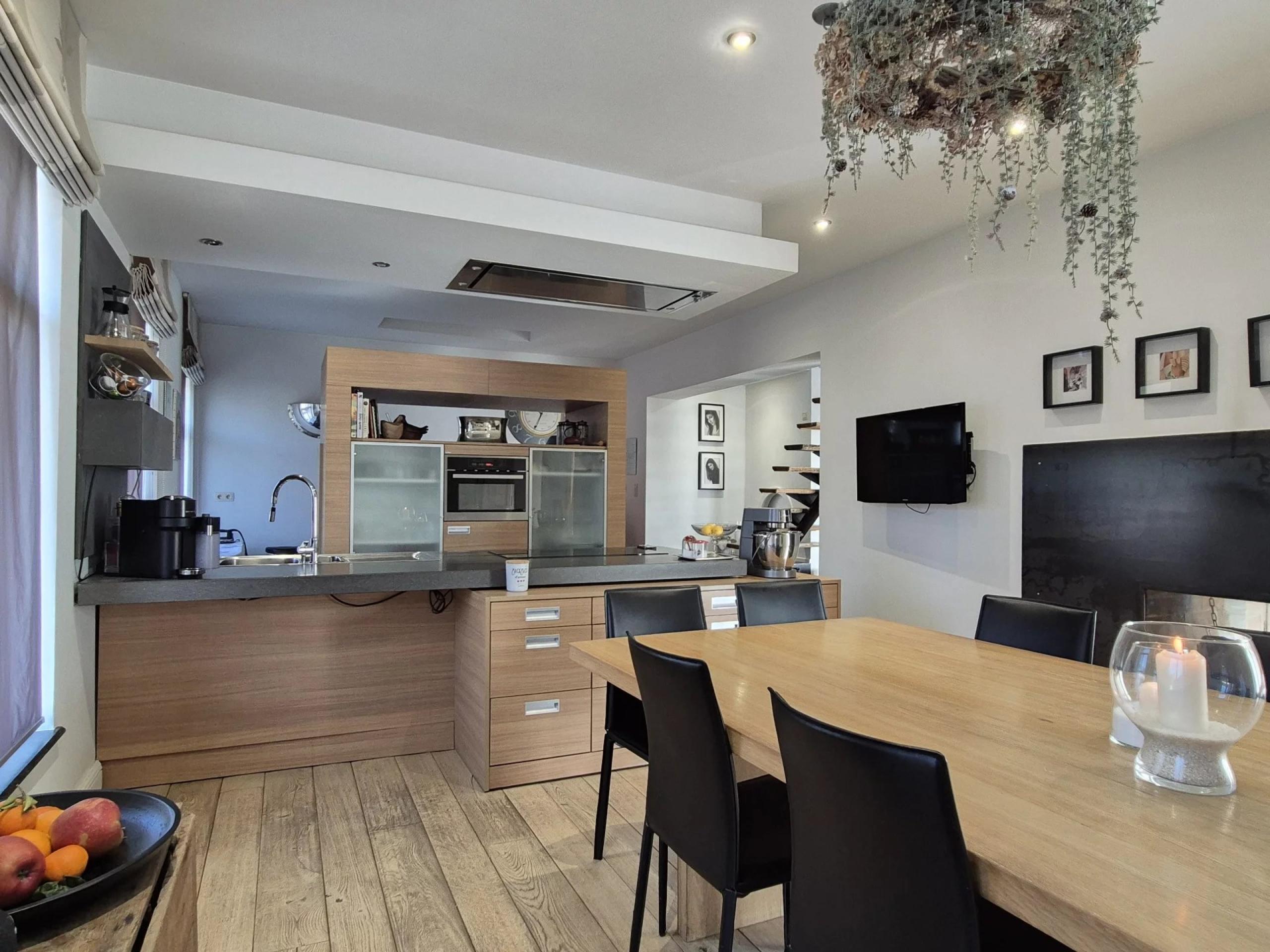 Immeuble de rapport 3 logements, 7 chambres, 4 SDD