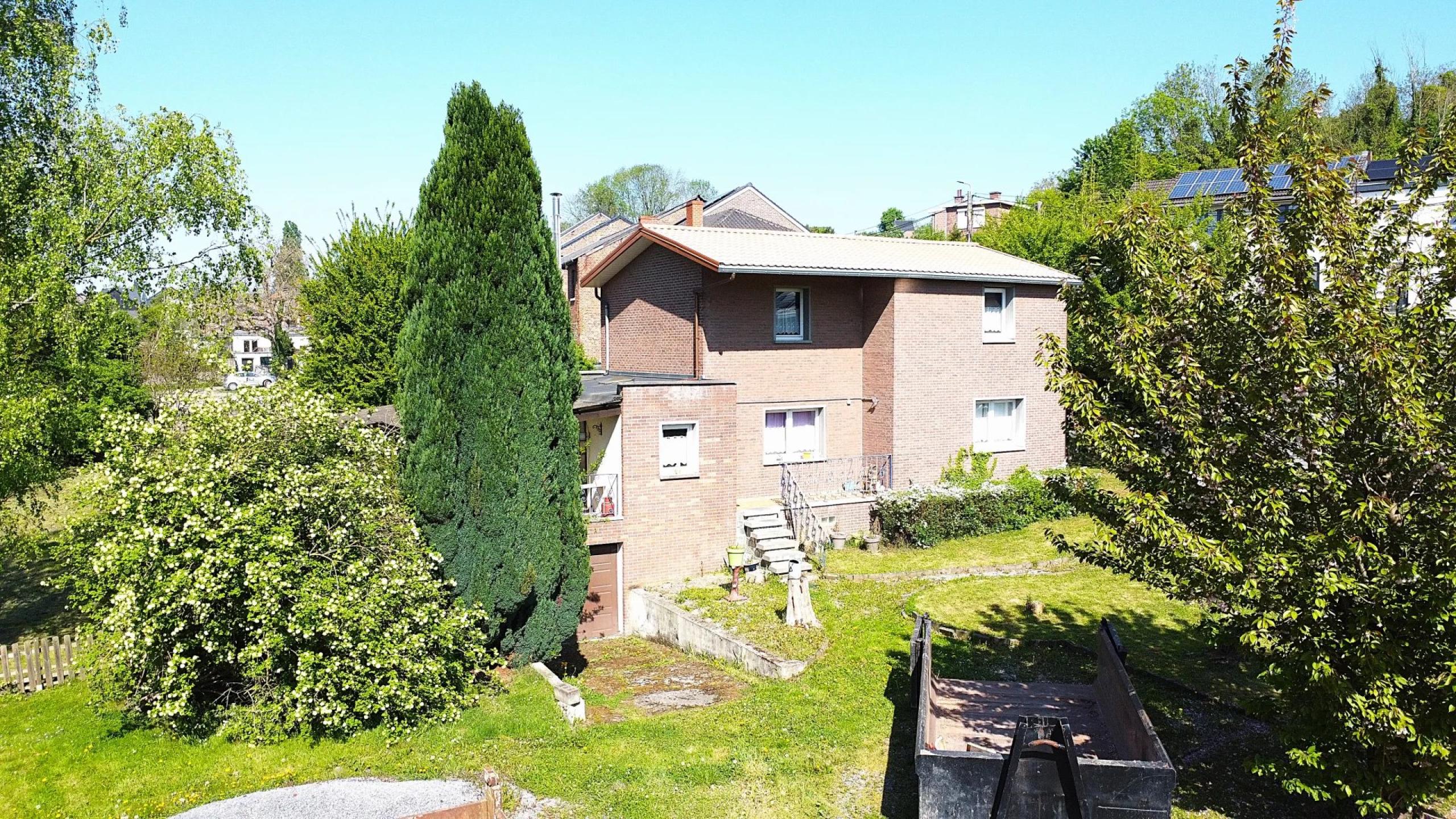 Heure-Le-Romain : Maison 4 façades, 2 chambres, garage, atelier, grande parcelle