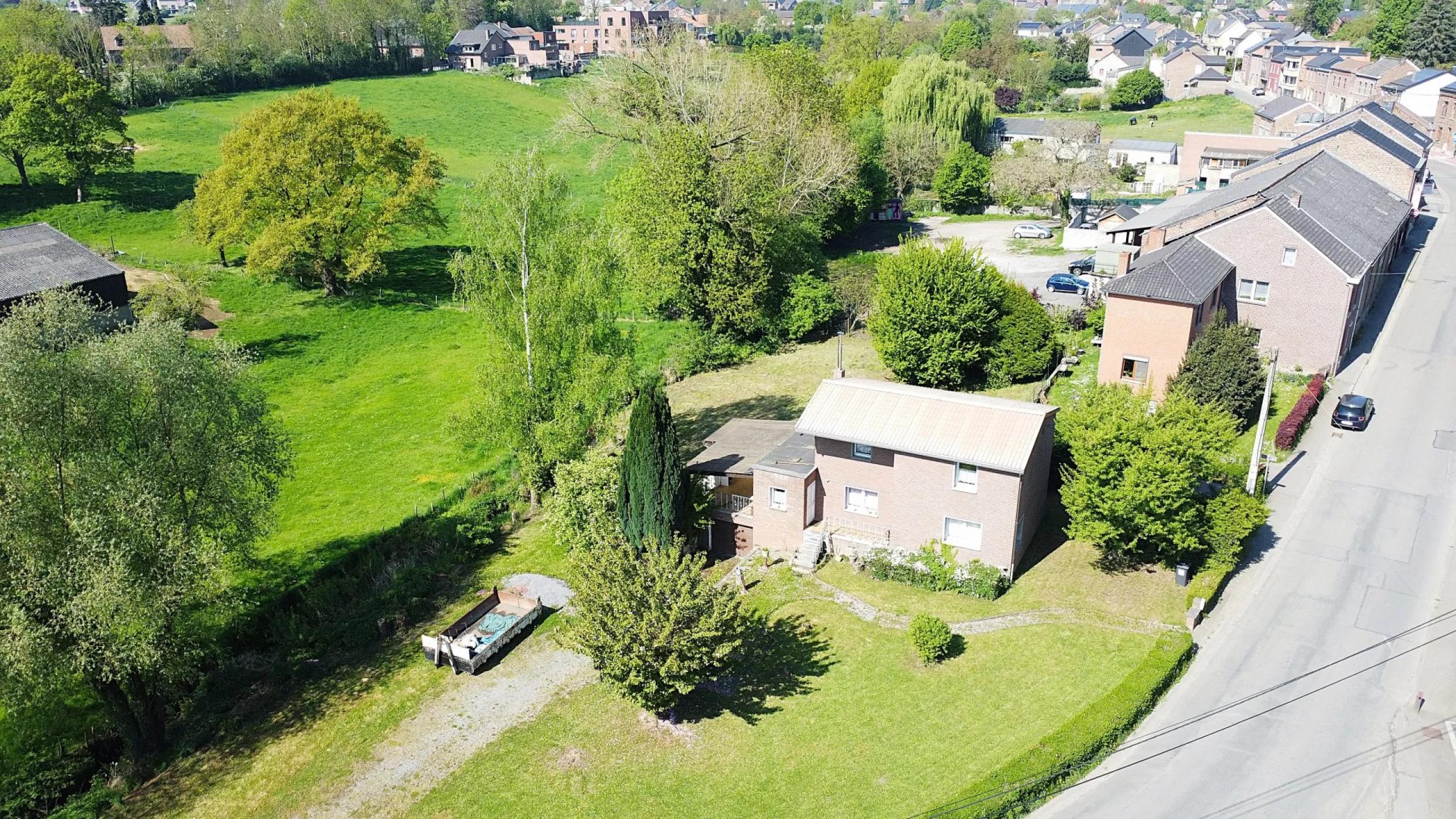 Heure-Le-Romain : Maison 4 façades, 2 chambres, garage, atelier, grande parcelle