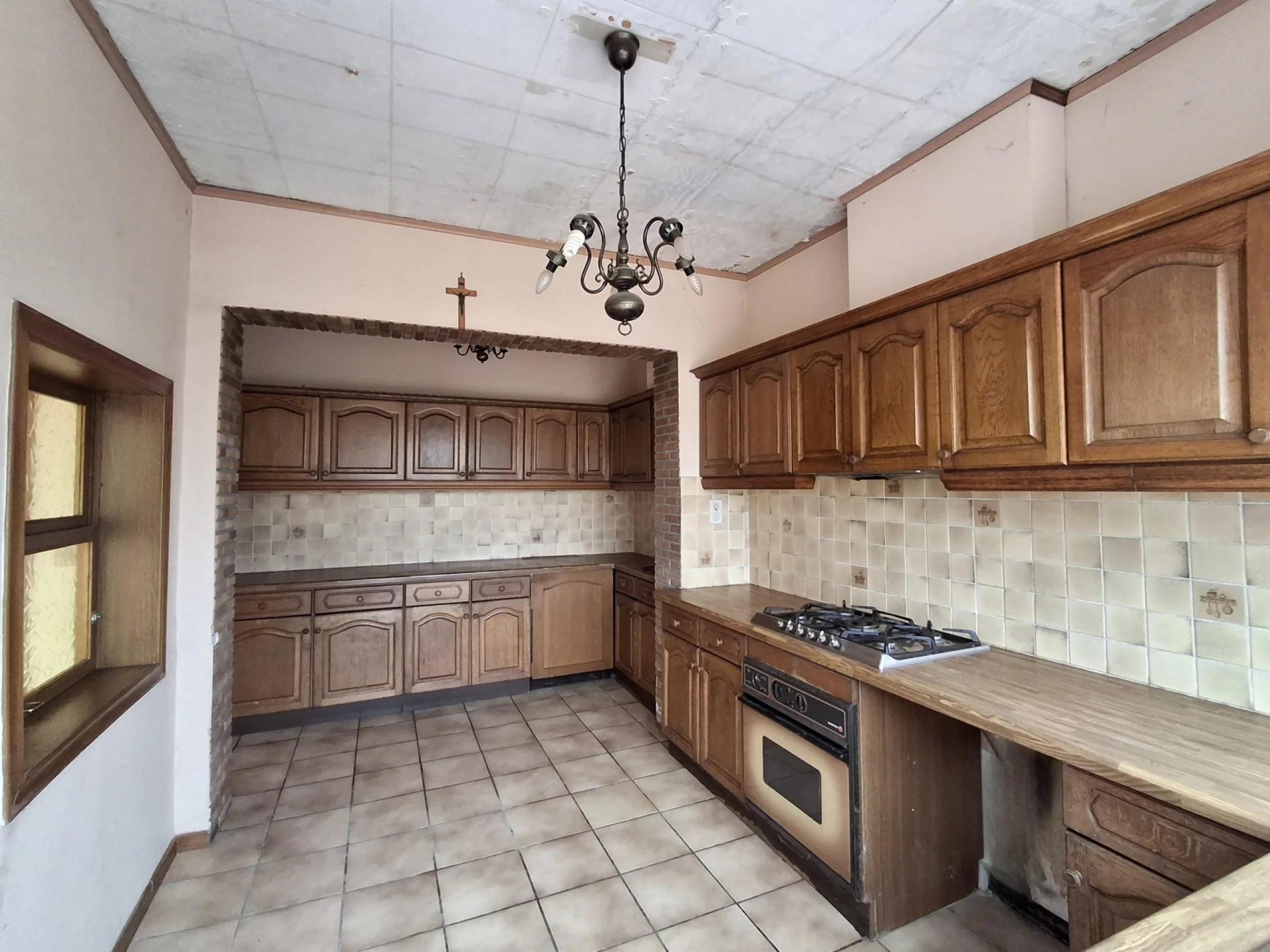 Maison bel-étage, 3 chambres, garage, jardin