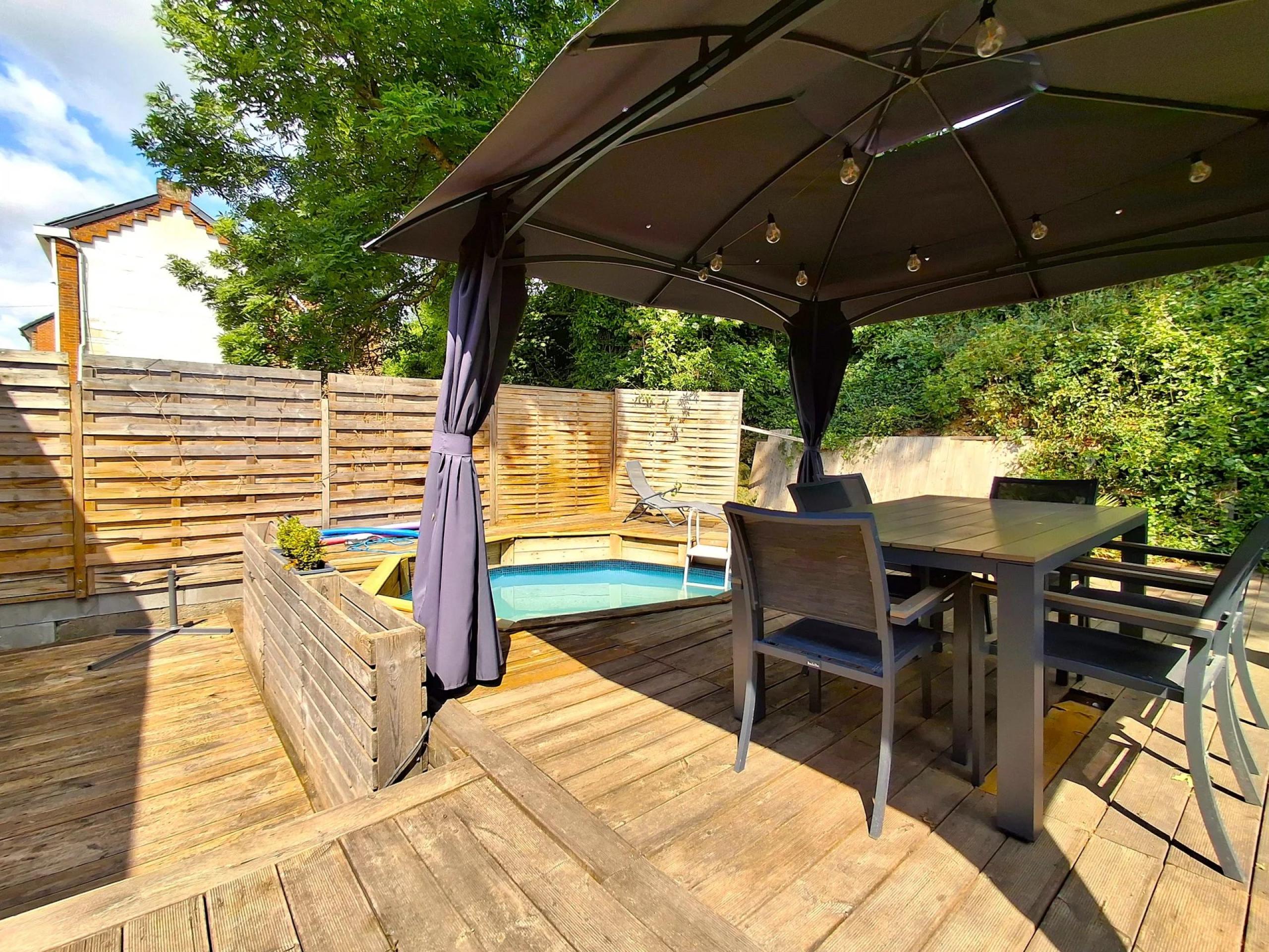 Maison 3/4 chambres avec garage, jardin et piscine