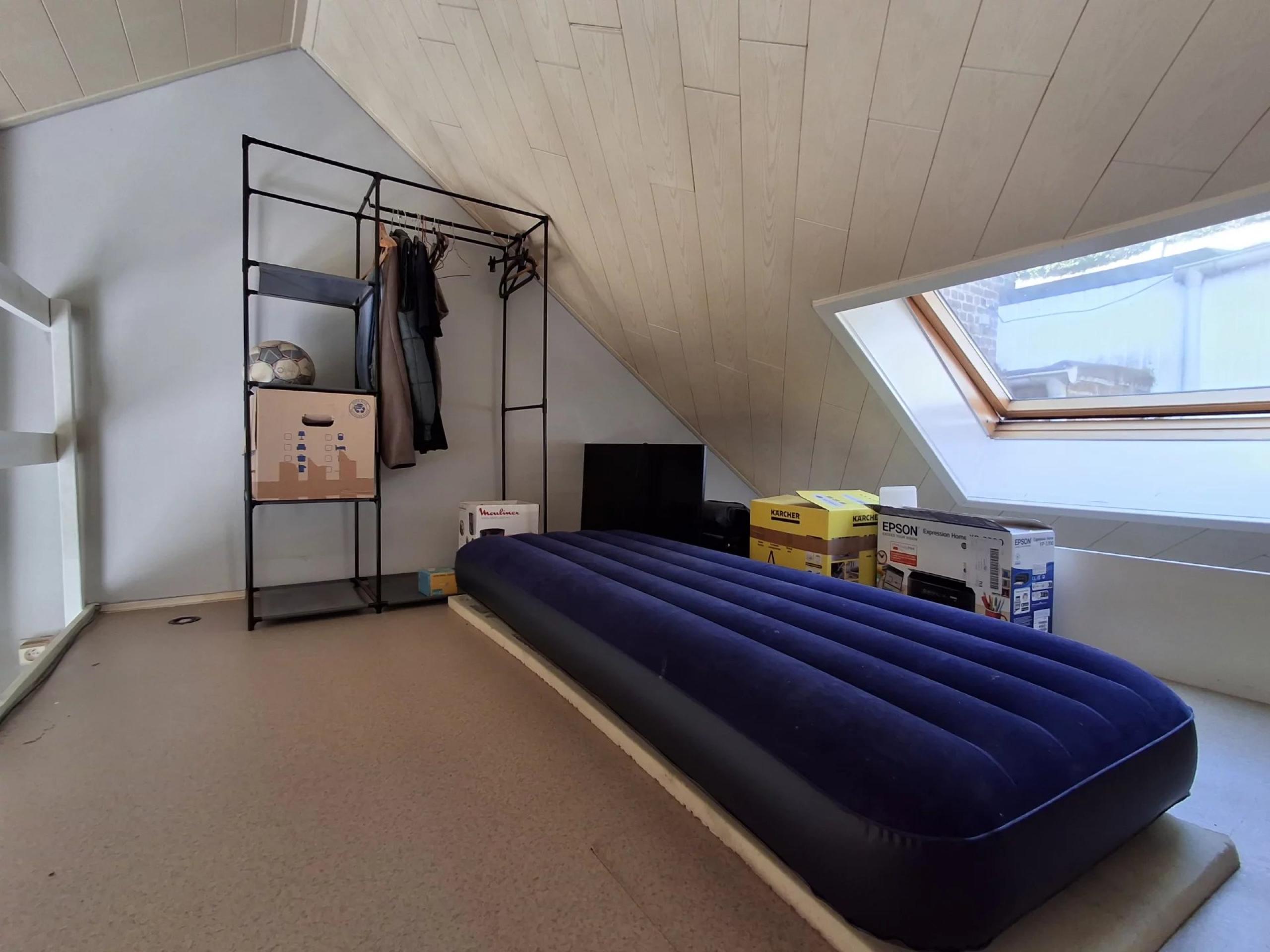 Maison 4 chambres, garage, jardin