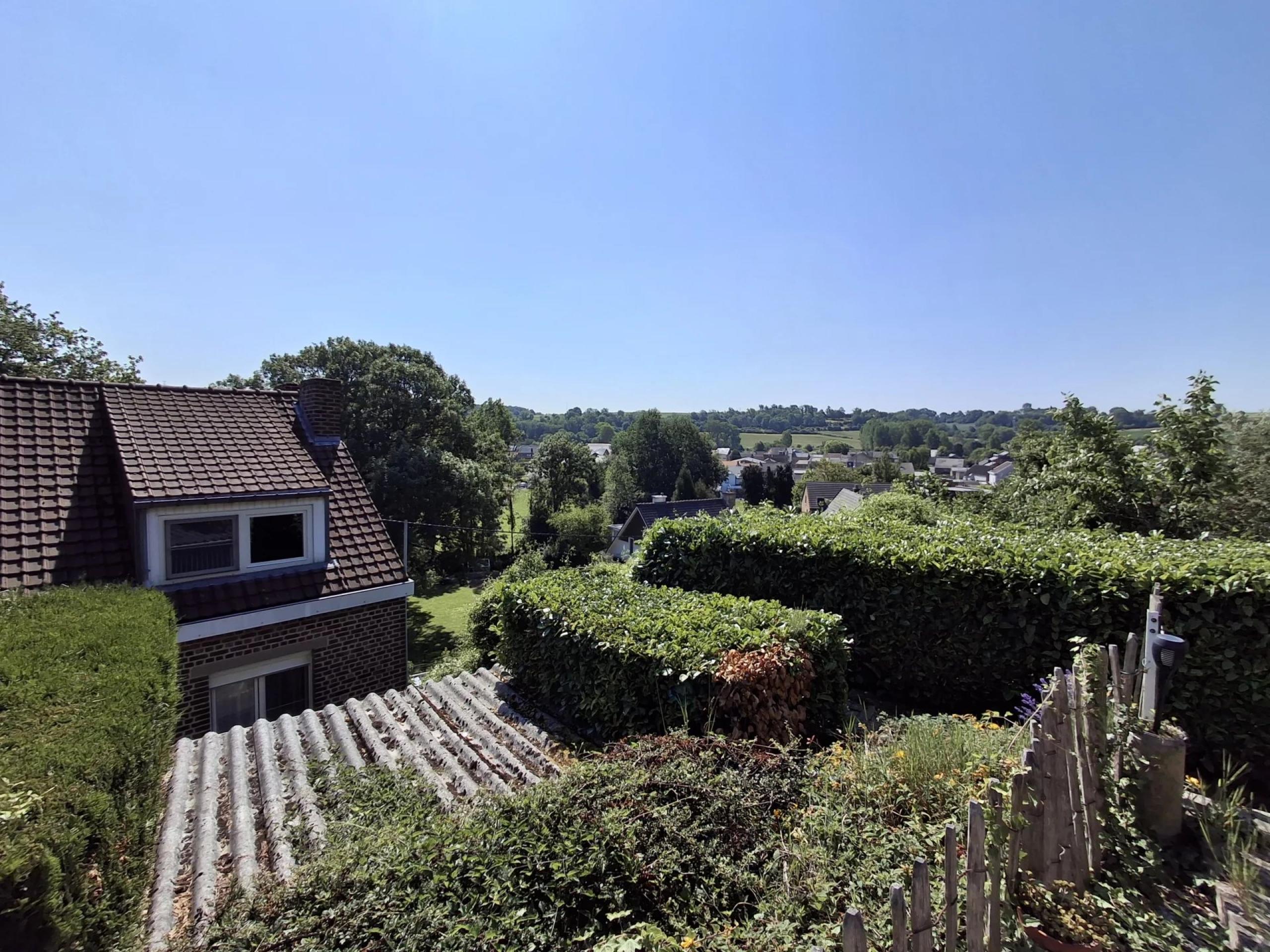Maison 4 chambres, garage, jardin