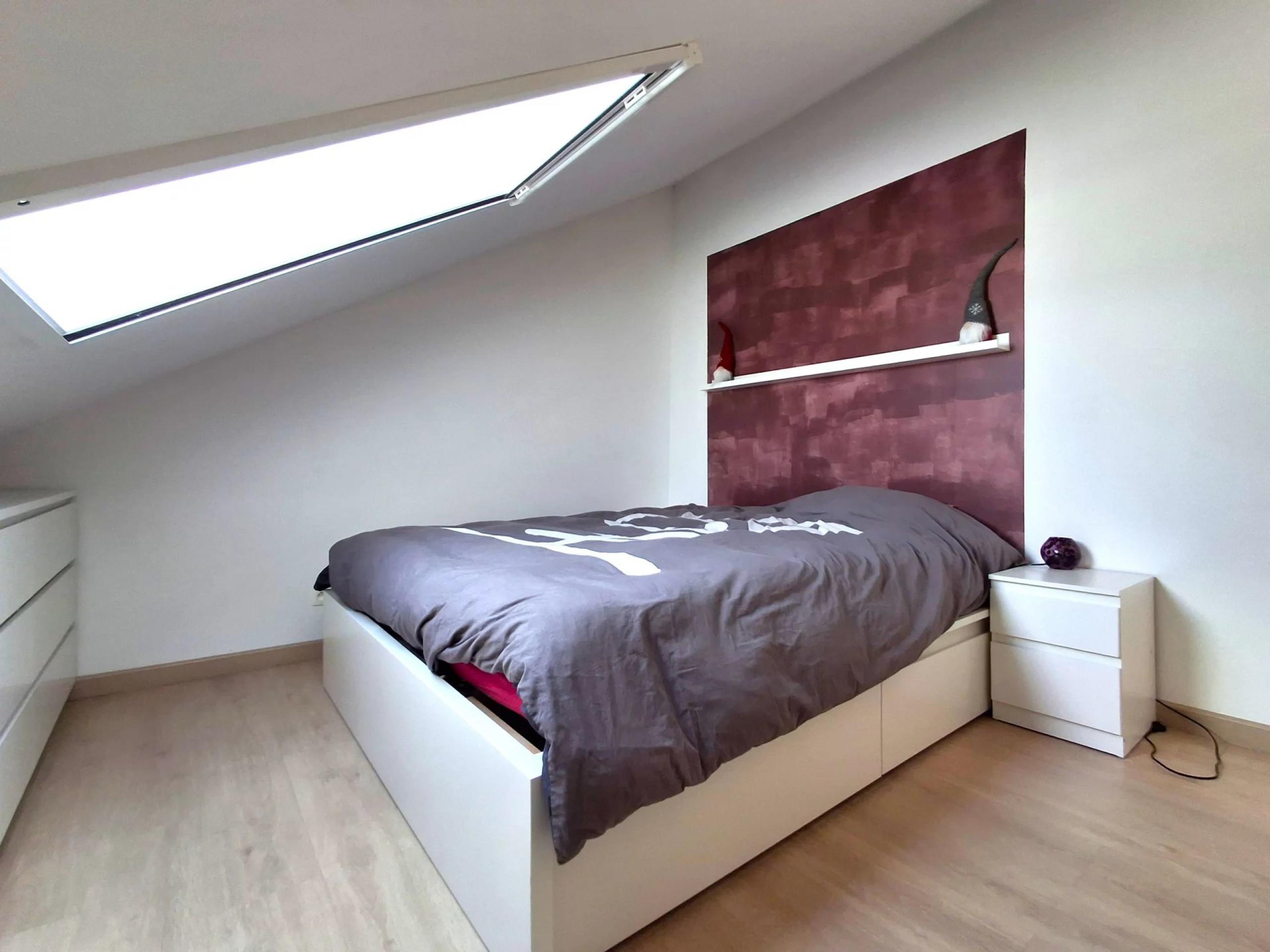 Agreable maison 2 chambres/bureau, garage