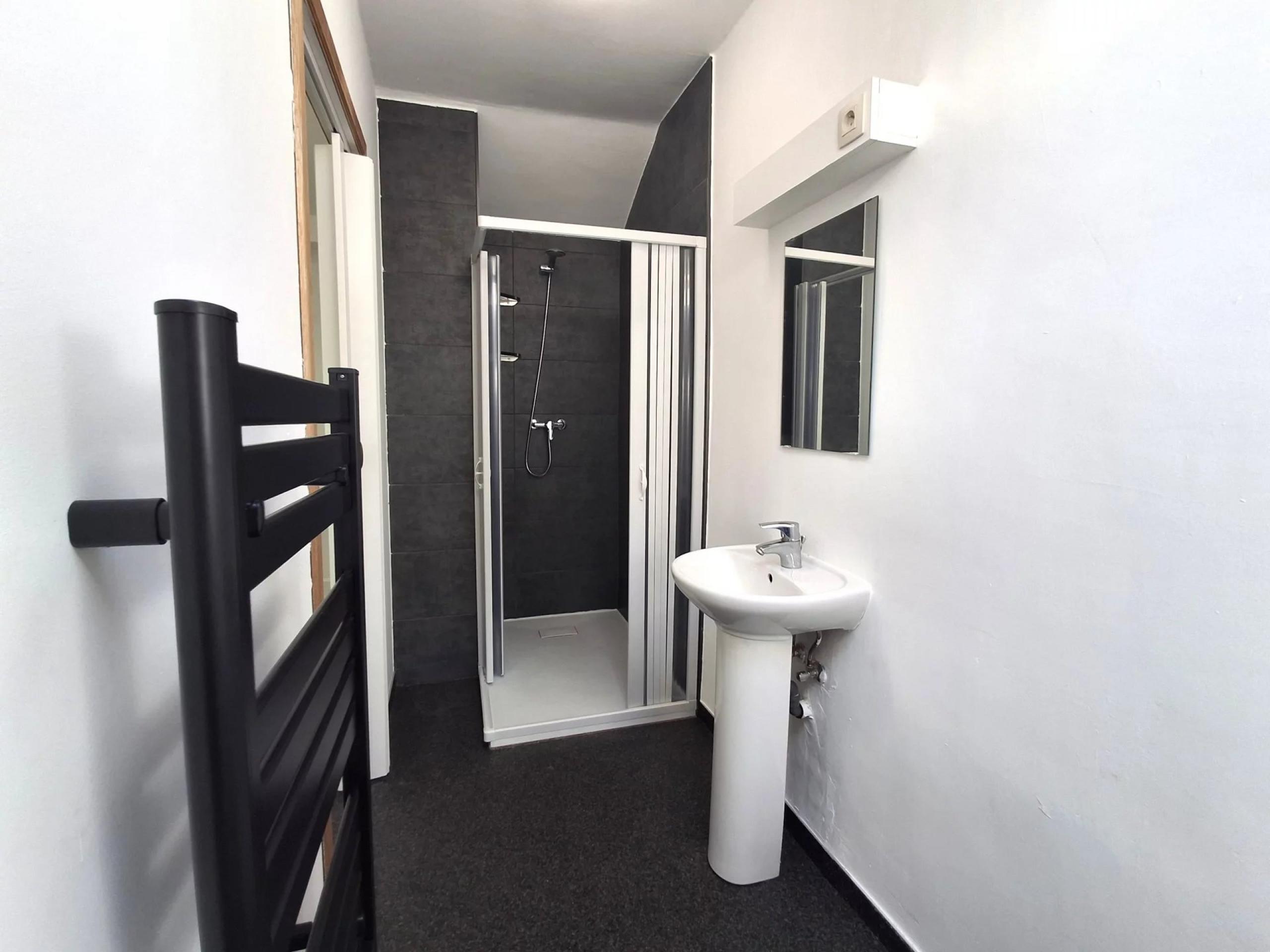 Maison 1 chambre avec parking