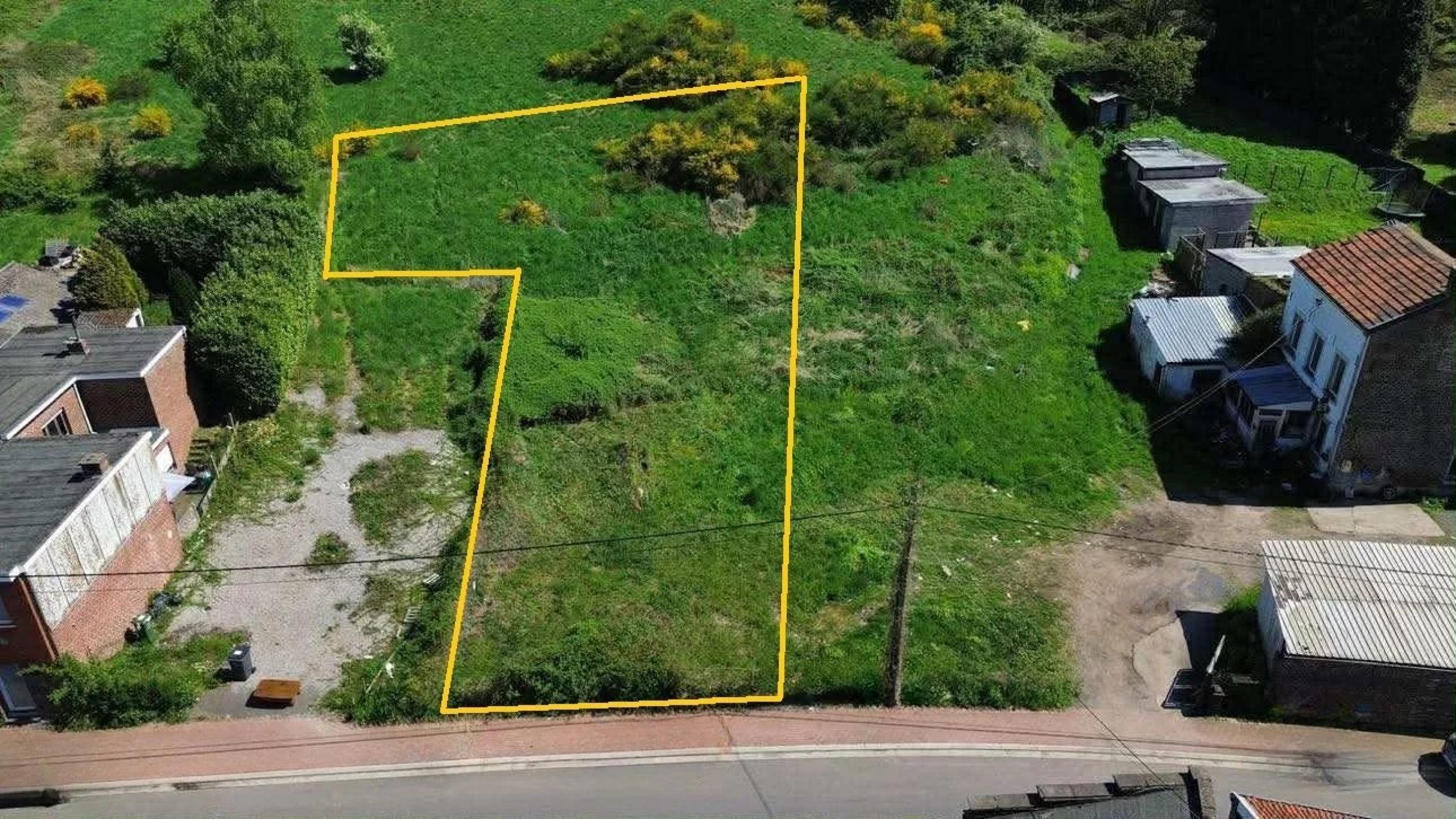 Belle parcelle de terrain de 934m²