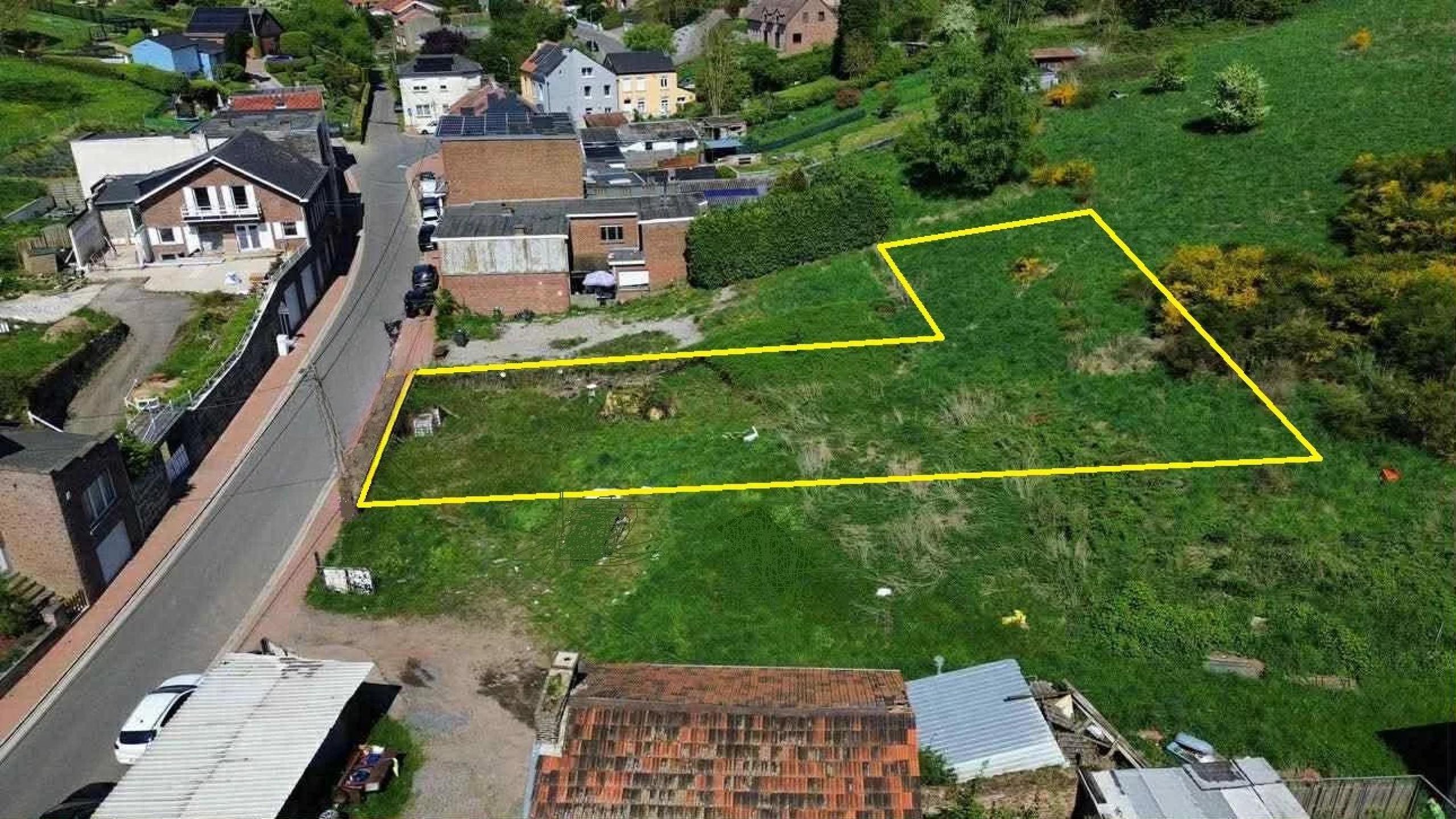 Belle parcelle de terrain de 934m²