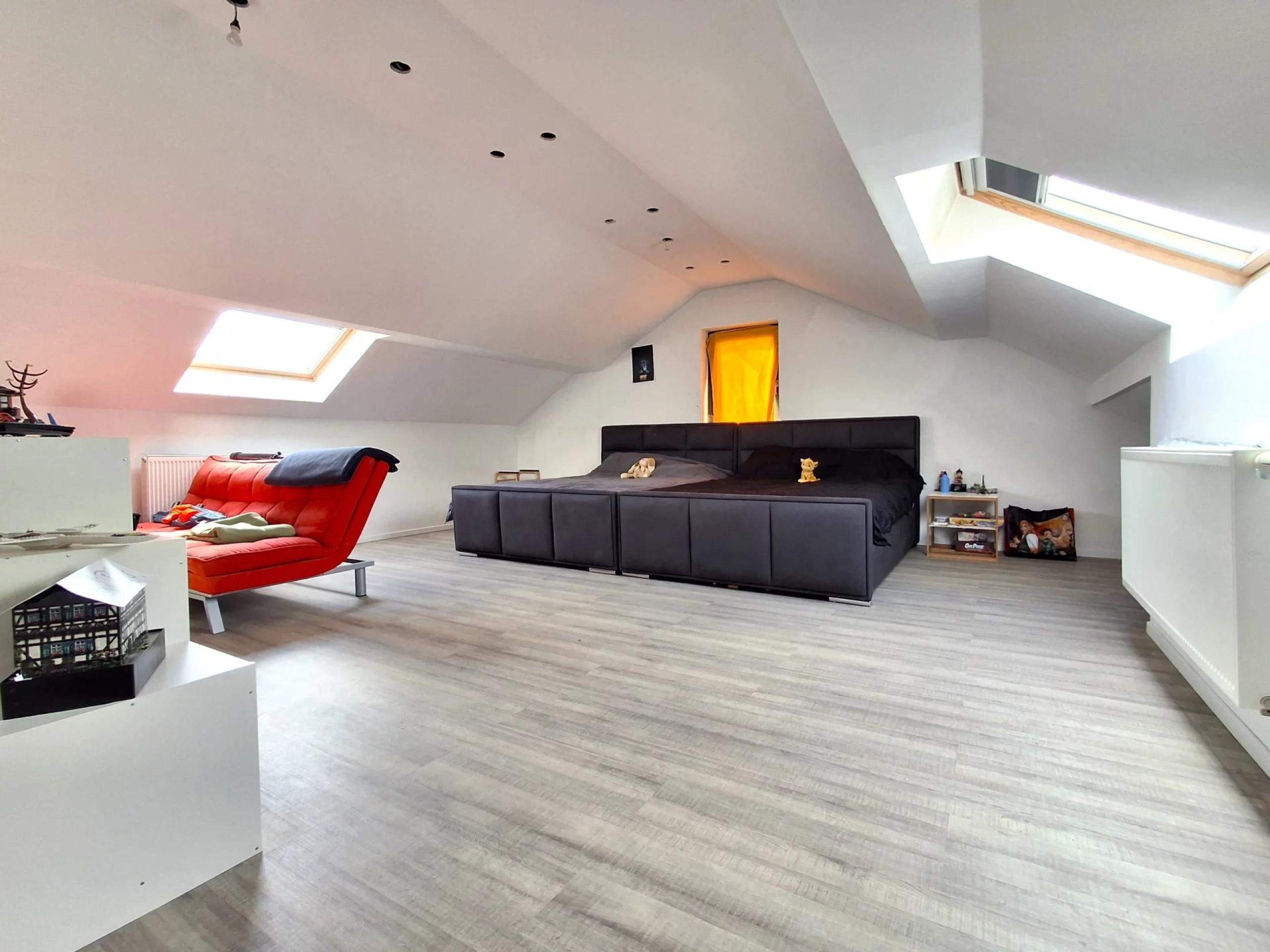 Maison 4 facades, 3 chambres et jardin