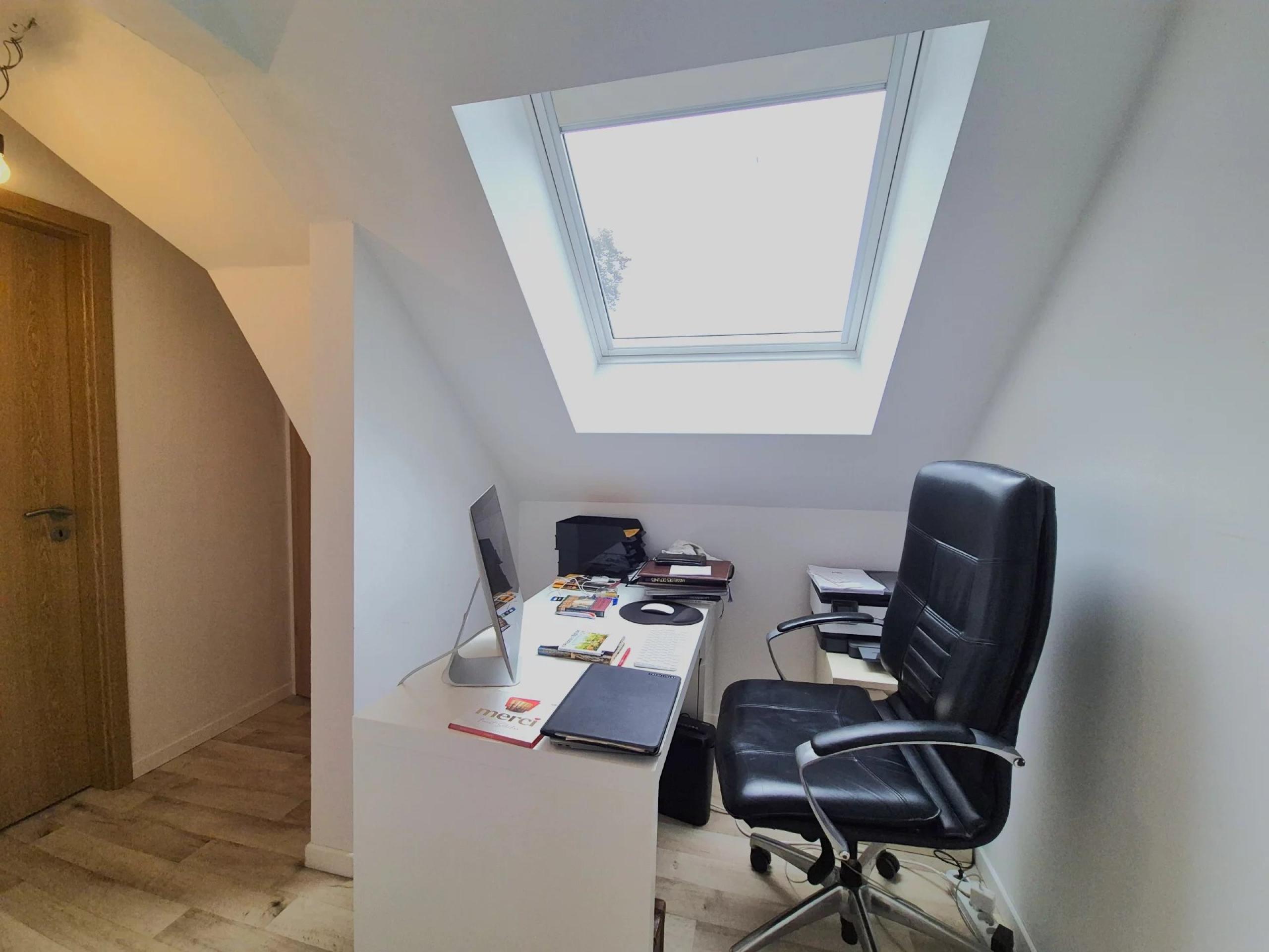 Agréable appartement 2 chambres et bureau