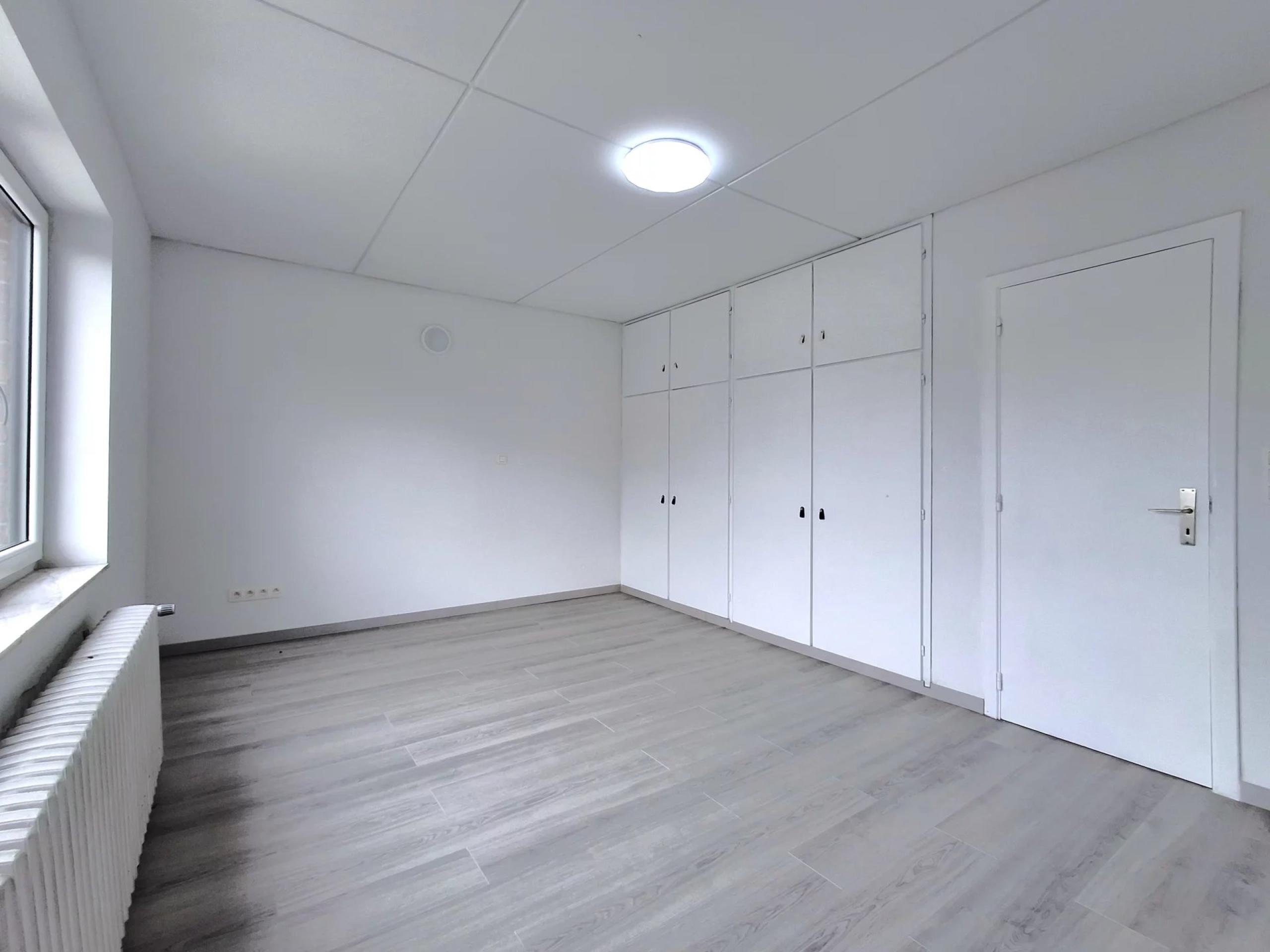 Appartement 2 chambres avec garage.