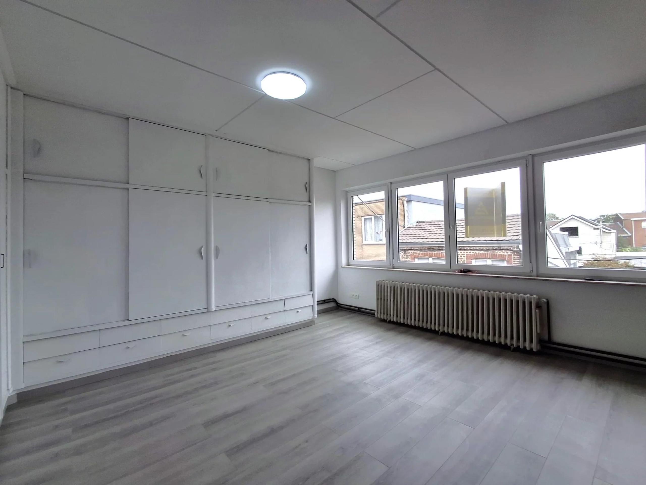 Appartement 2 chambres avec garage.