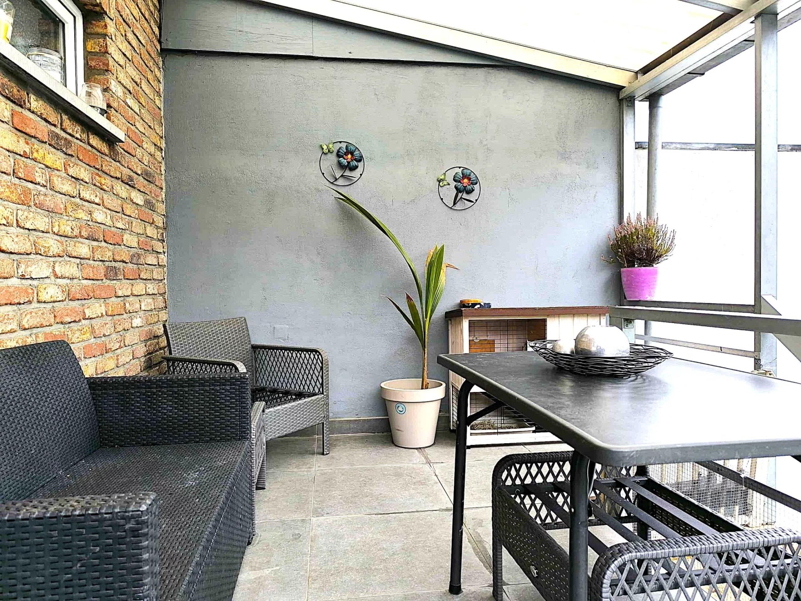 Vivegnis – Maison rénovée 3 chambres, avec terrasse et jardin.