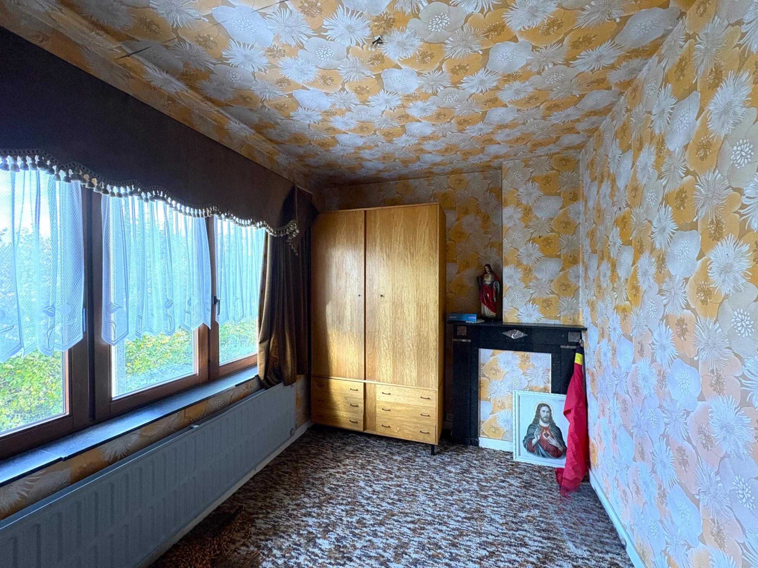 Maison 3 facades, 3 chambres à rénover