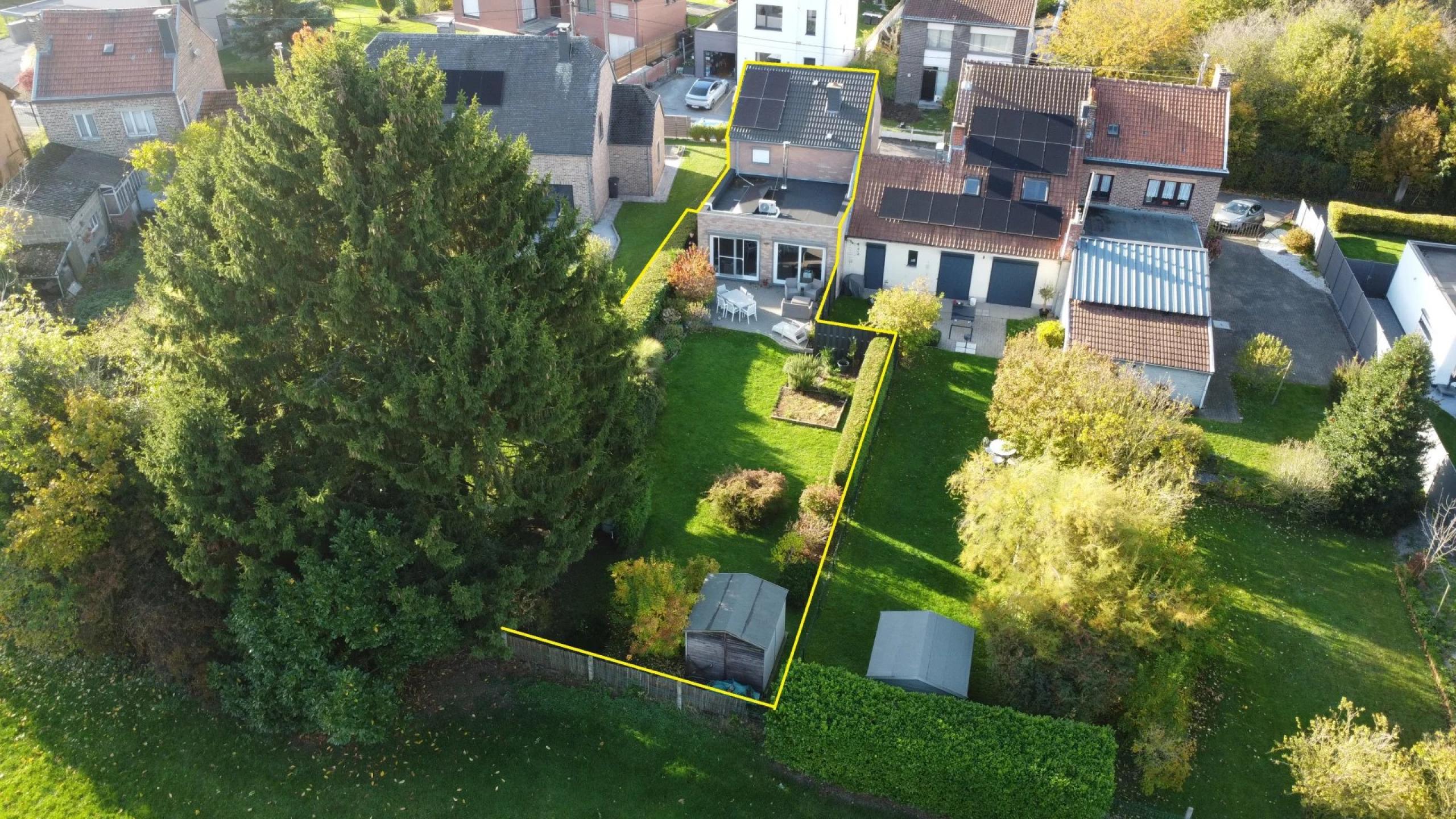 Option ! Agréable  maison 2 chambres, jardin et garage