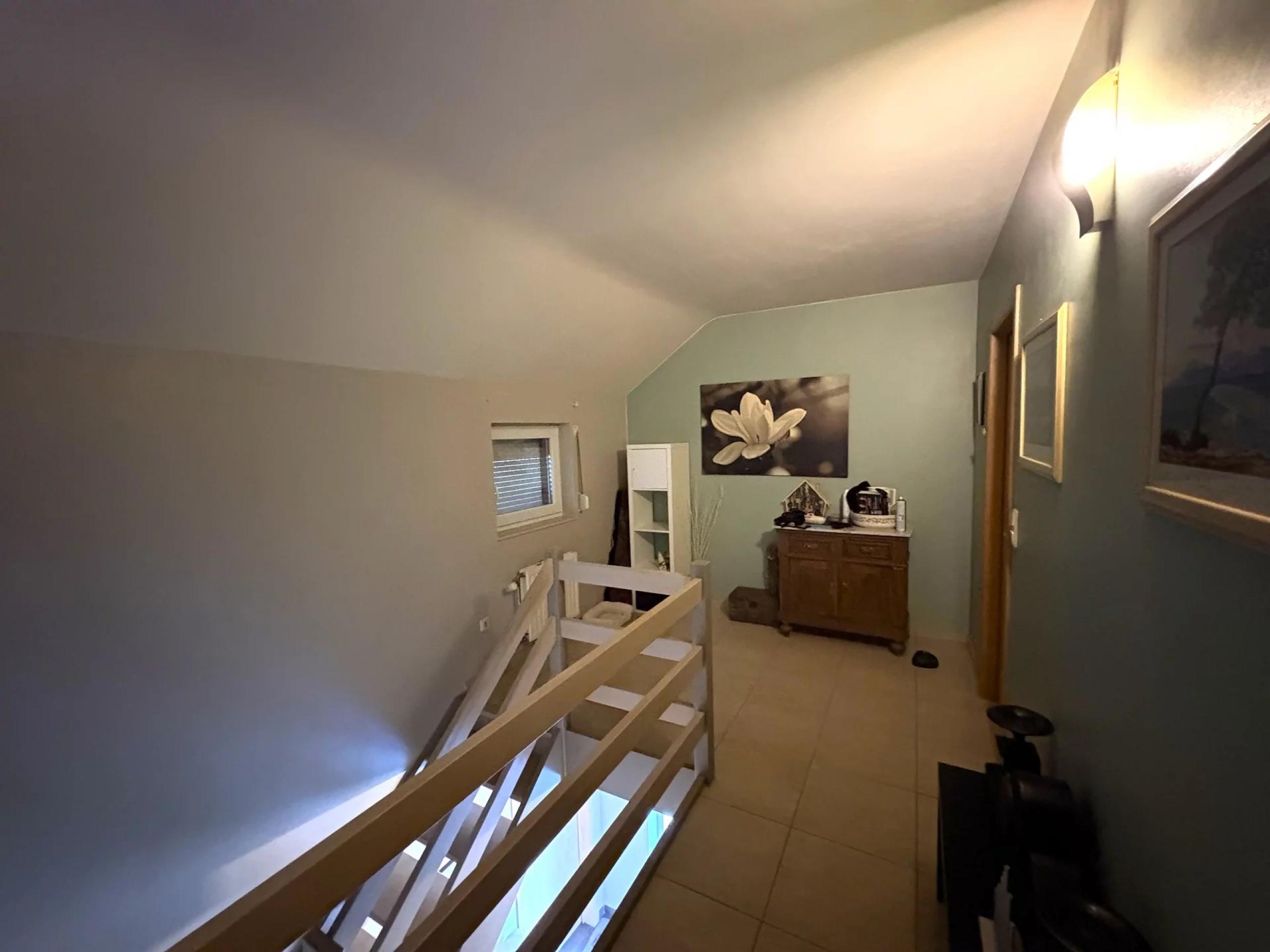 Option ! Agréable  maison 2 chambres, jardin et garage