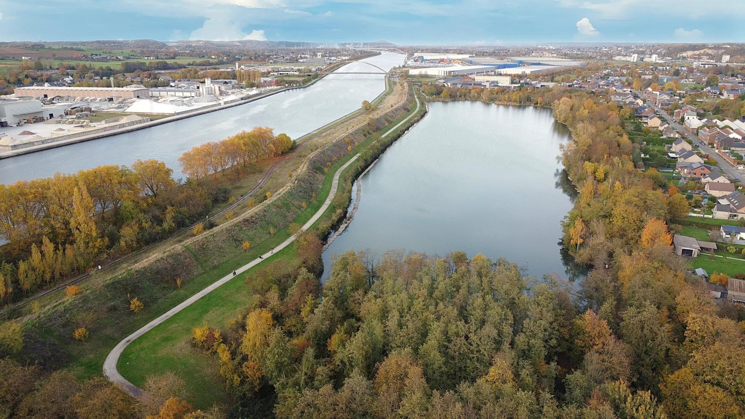 Magnifique appartement neuf, 3 chambres, balcon et vue sur l’étang de la résidence