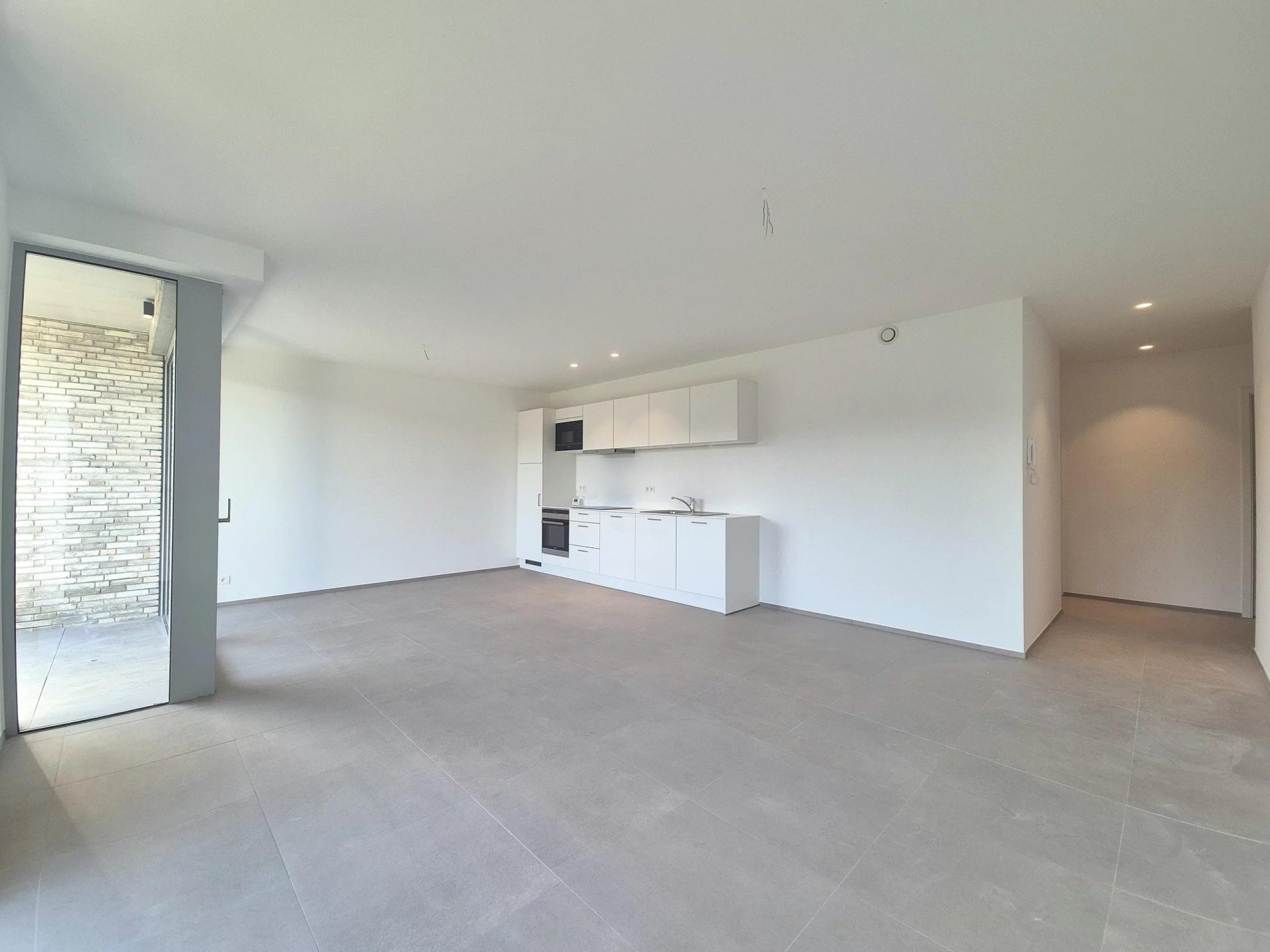 Magnifique appartement neuf, 3 chambres, balcon et vue sur l’étang de la résidence