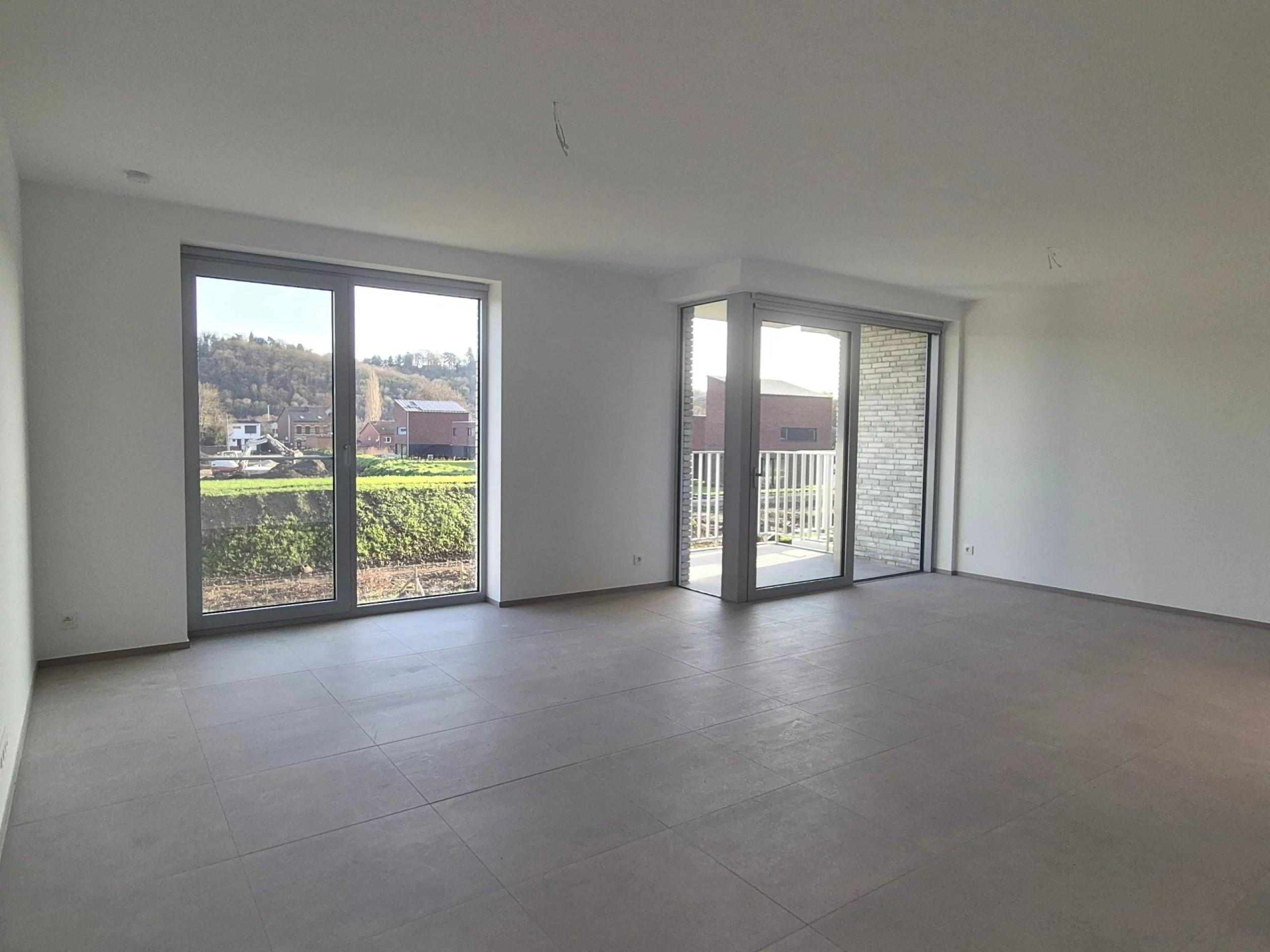 Magnifique appartement neuf, 3 chambres, balcon et vue sur l’étang de la résidence