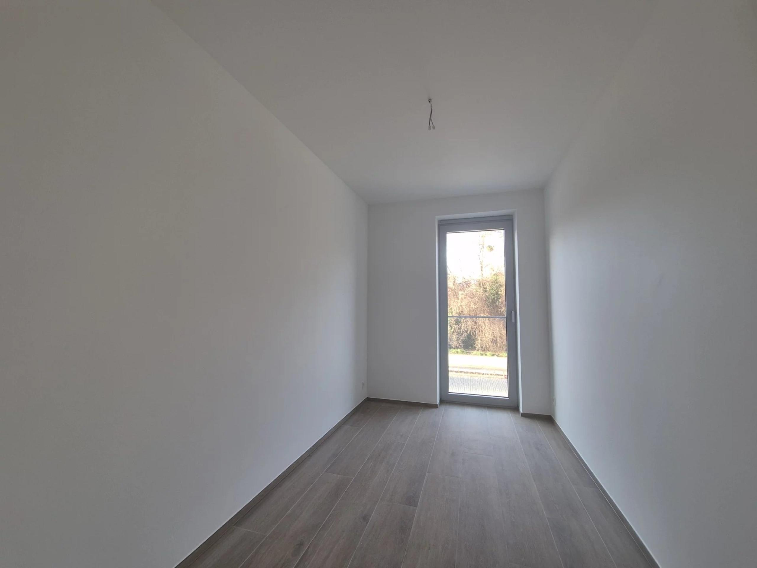 Magnifique appartement neuf, 3 chambres, balcon et vue sur l’étang de la résidence