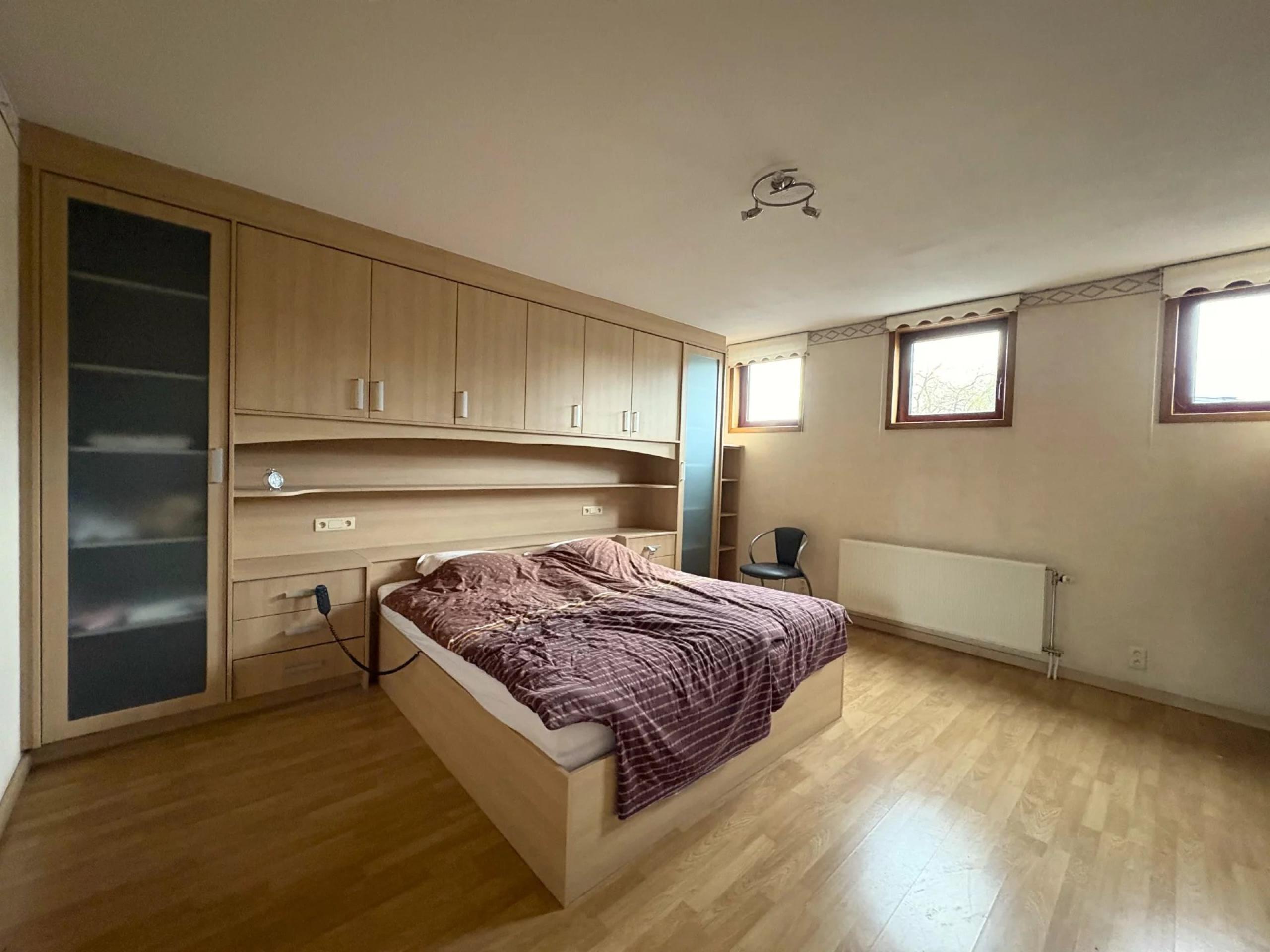 Appartement 3 chambres, balcons et parking