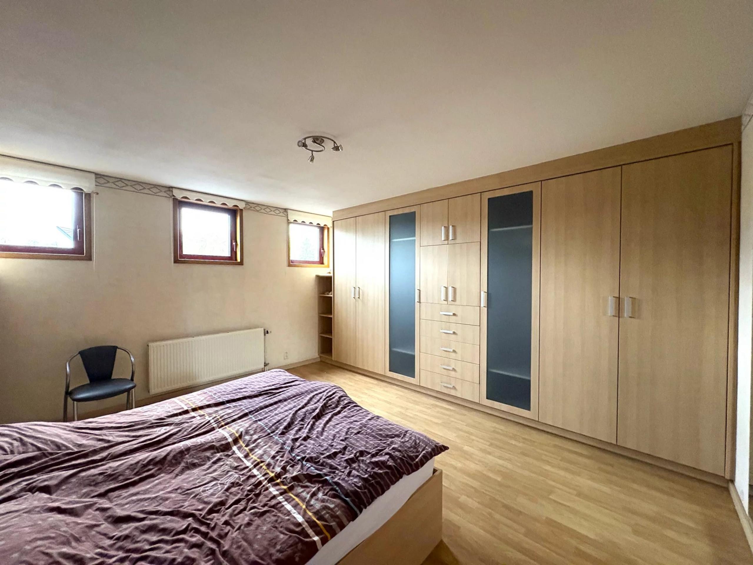 Appartement 3 chambres, balcons et parking