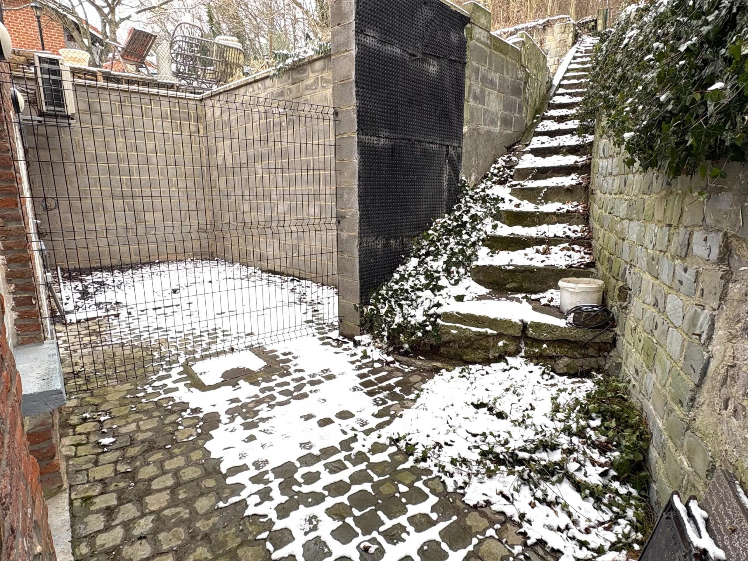 Maison à Glons 3 chambres avec terrasse et jardin