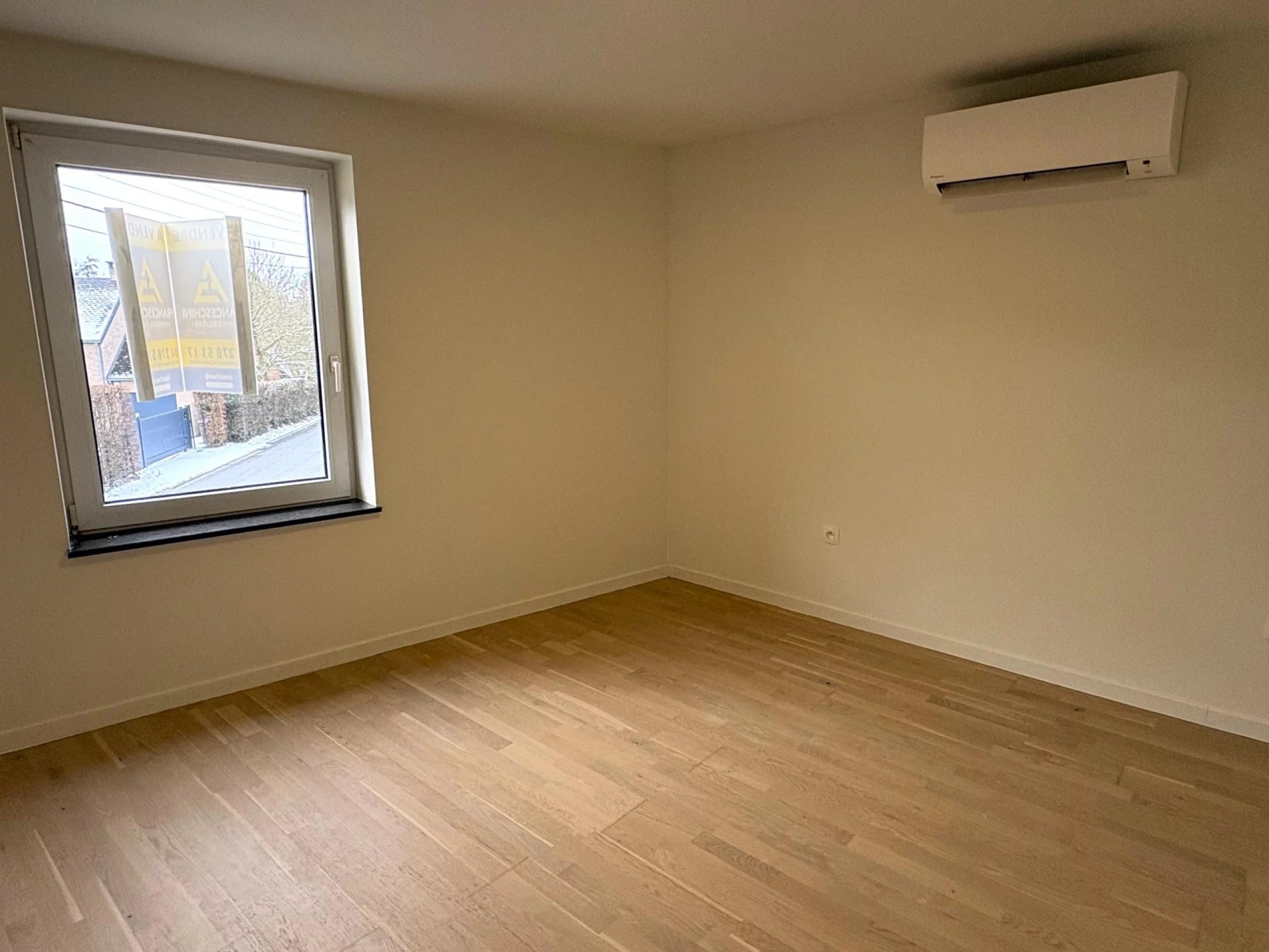 Ensemble de deux maisons avec terrasse et jardin