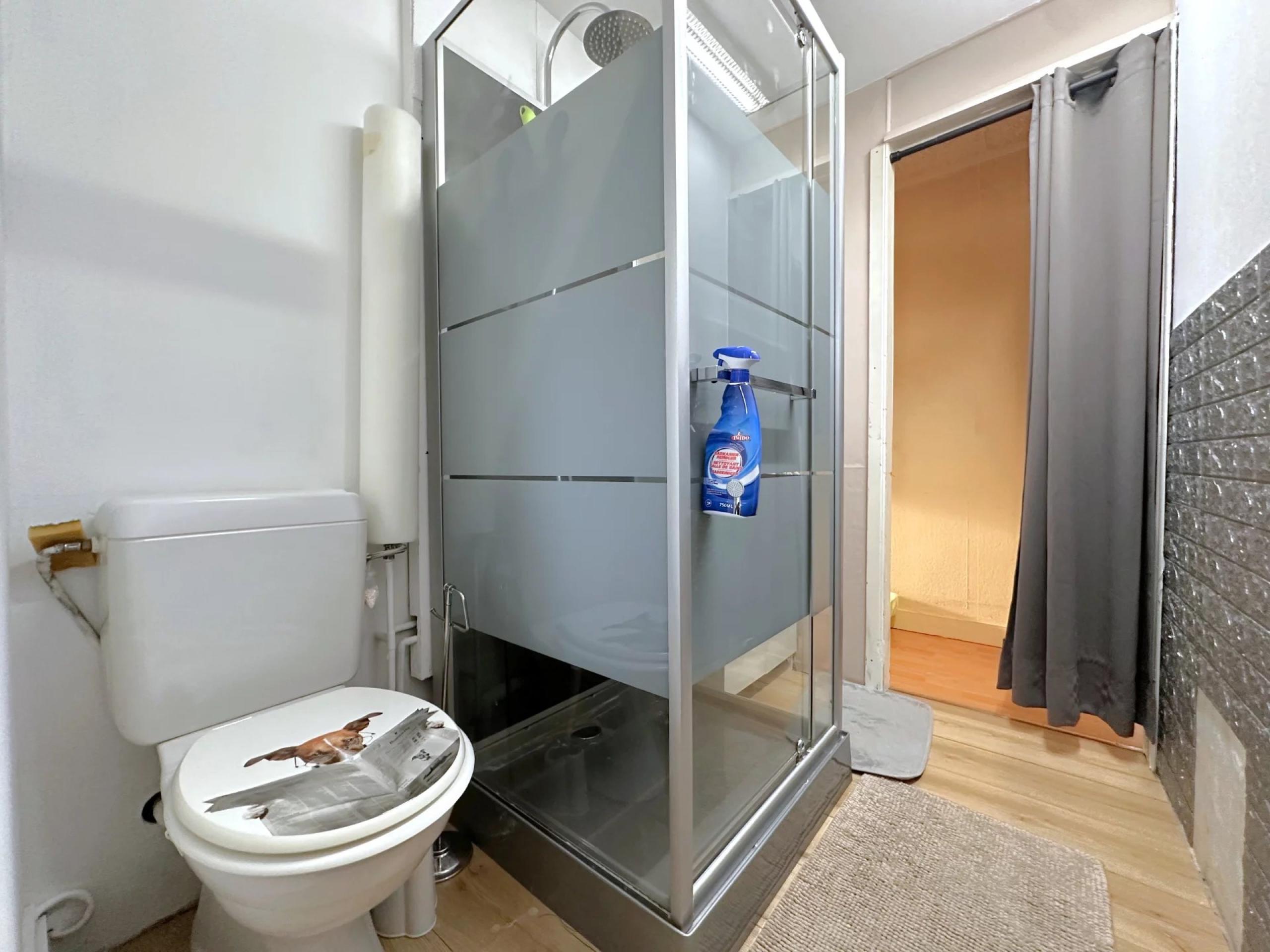 Maison 2/3chambres ,piscine, garage, appartement