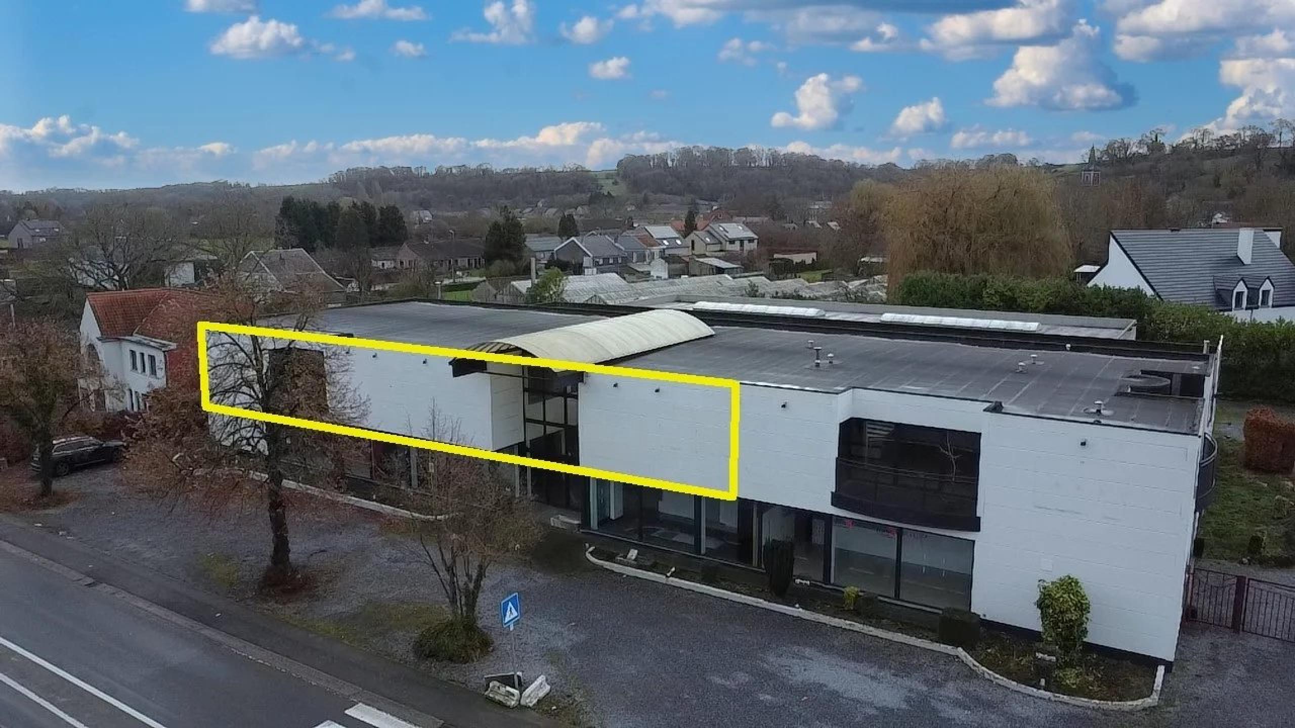 Espace commercial au 1er étage de 395 m²