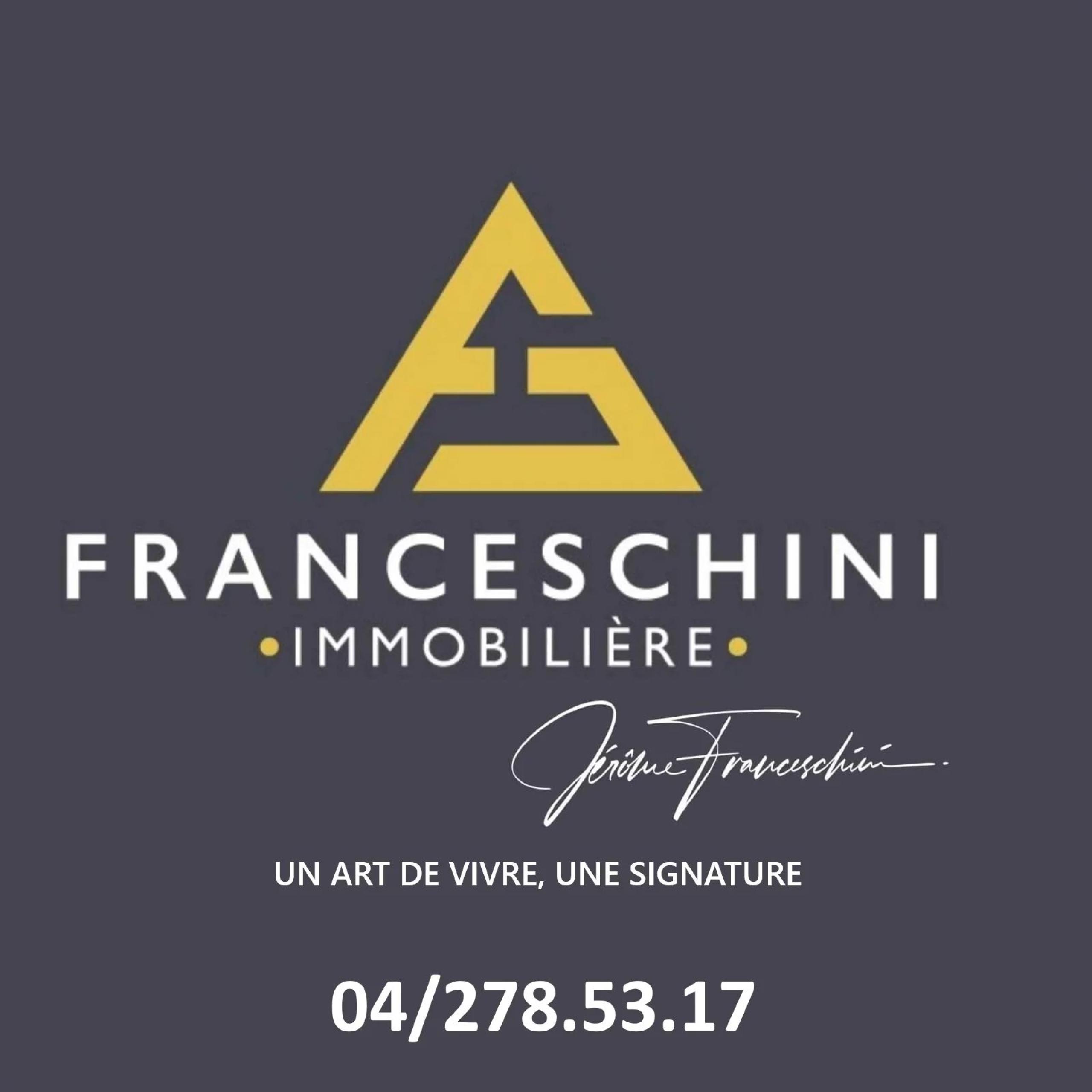 Entrepôt et salle de réception/bureau