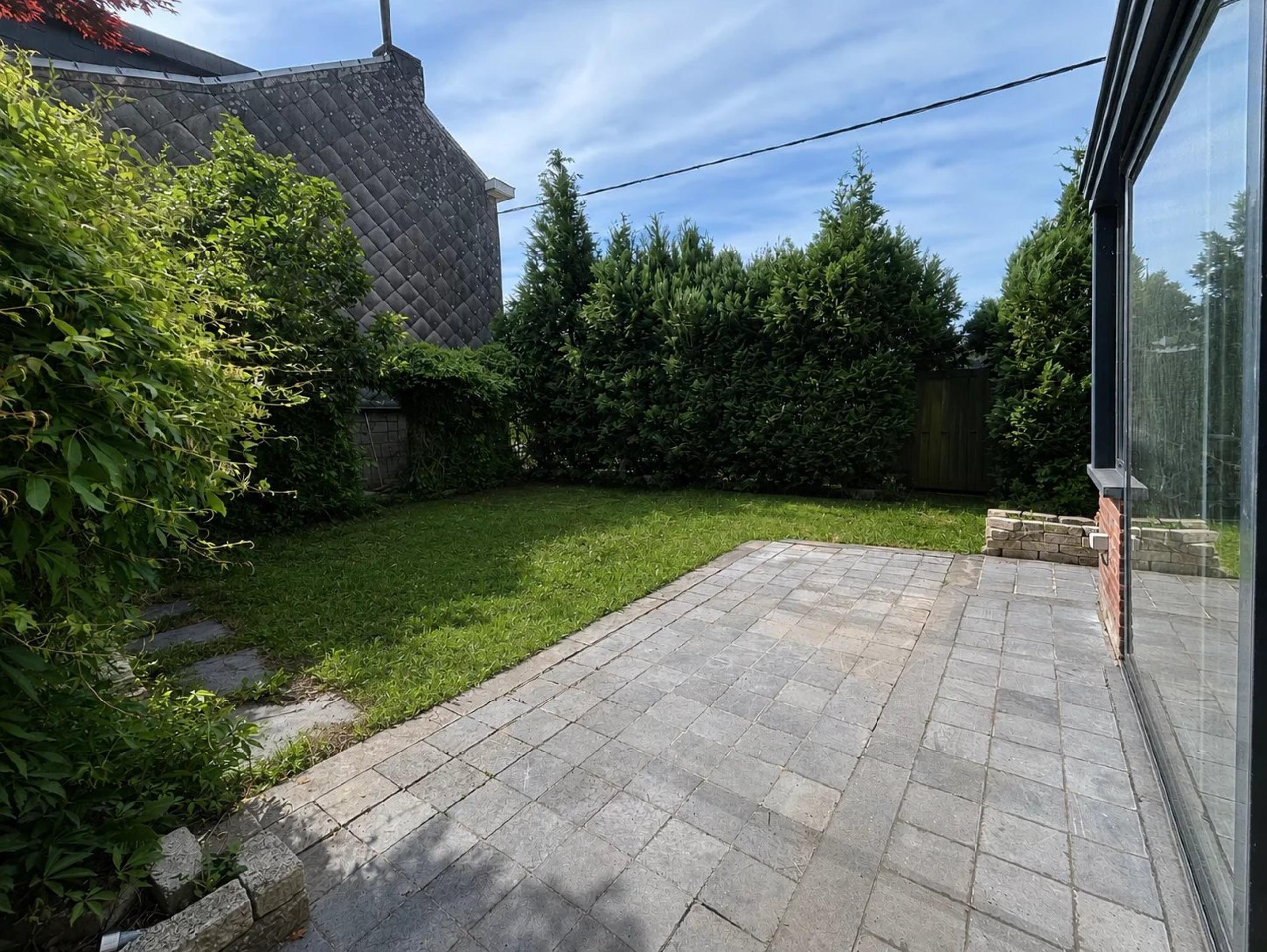 Charmante maison de maître 3 chambres, grenier aménageable, garage et jardin