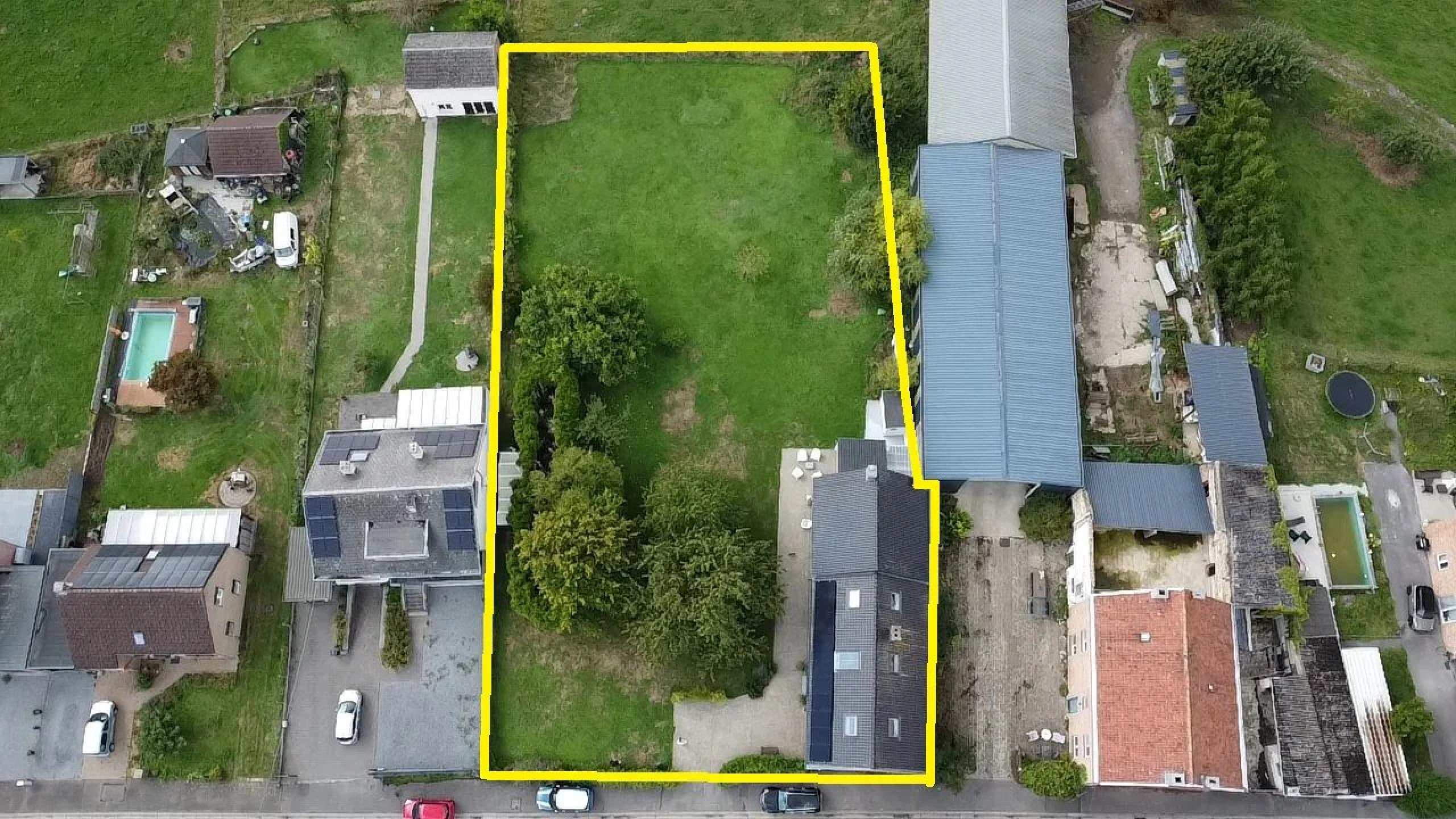 Ancienne ferme rénovée de ± 275 m², 5 chambres et jardin