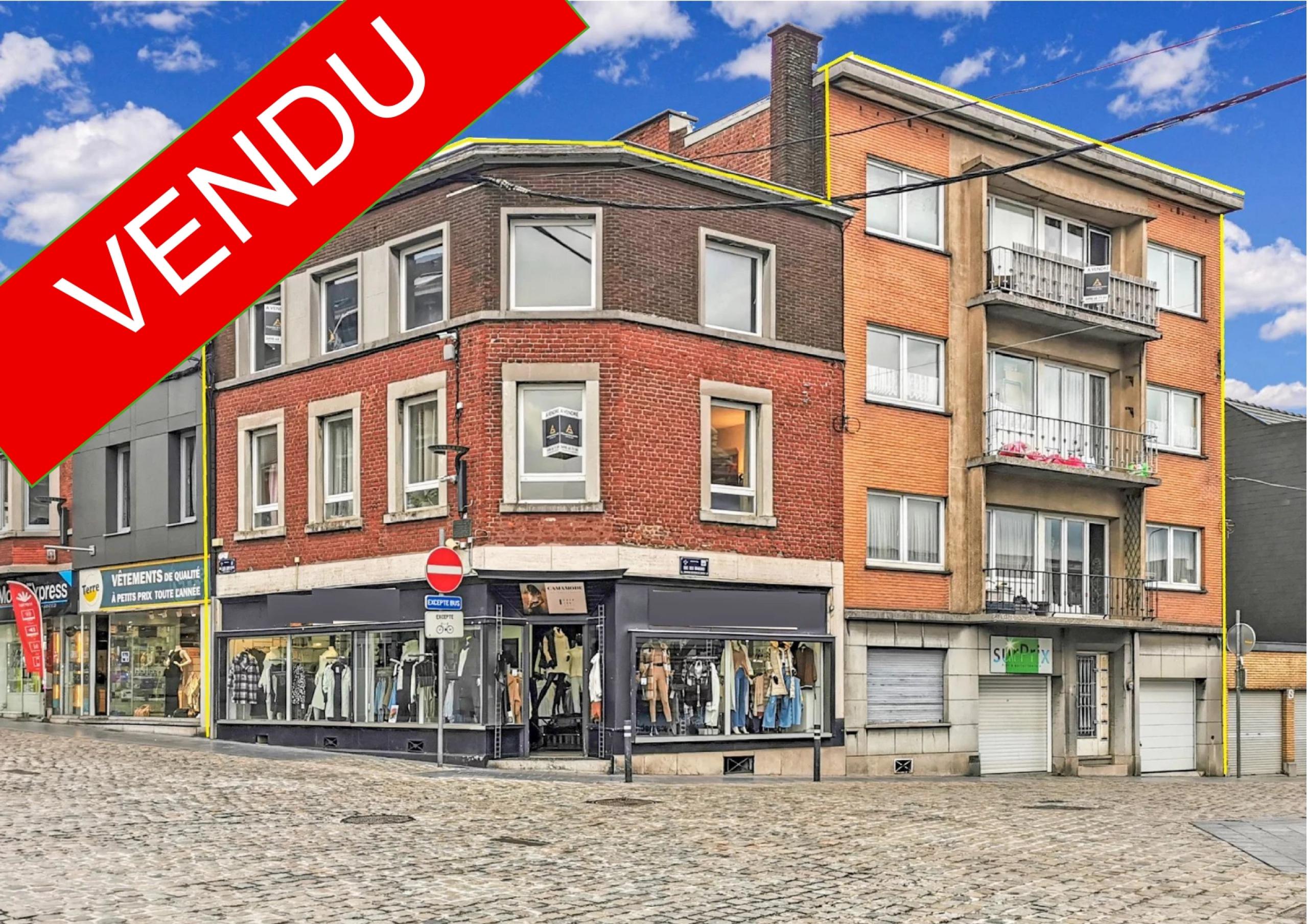 VENDU ! Immeuble: RDC, 5 appartements, garages
