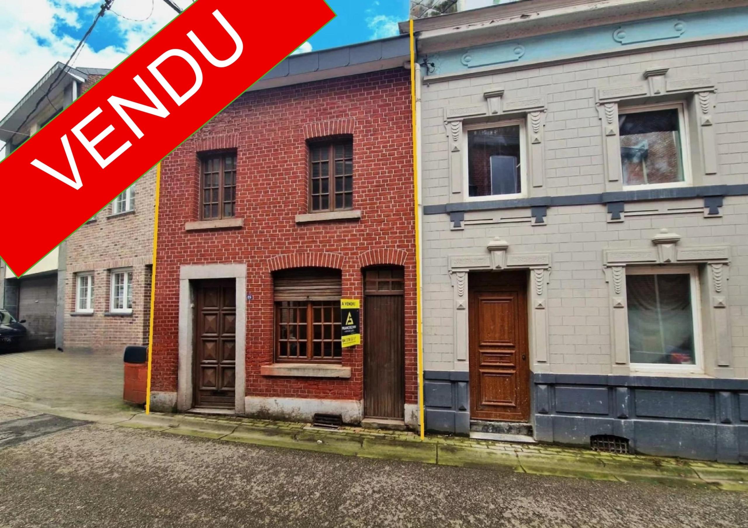 Maison mitoyenne à rénover, 3 chambres