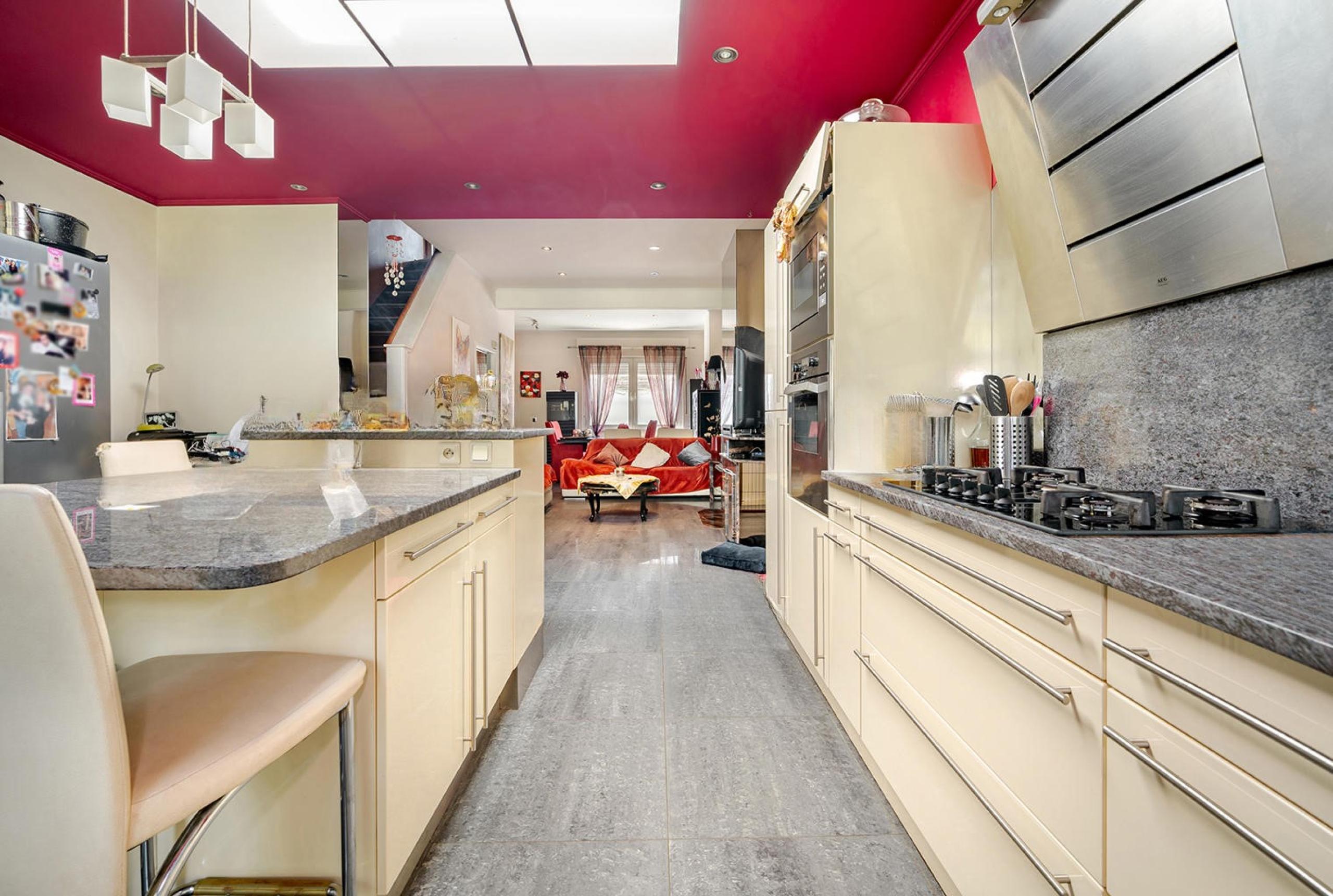 Maison  4 chambres, jardin, garage, parking