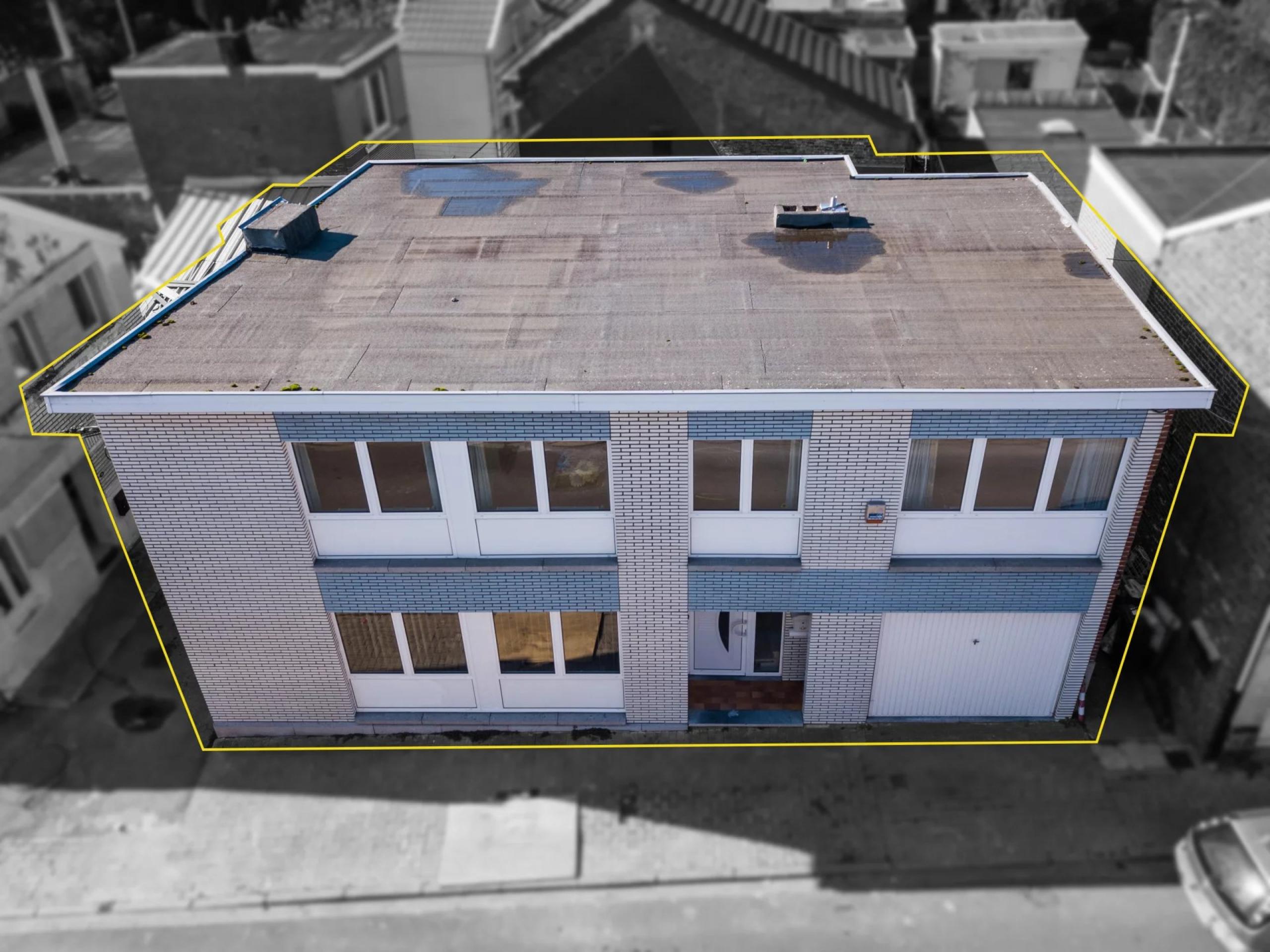 VENDU ! Spacieuse maison 4 chambres, garage, cour