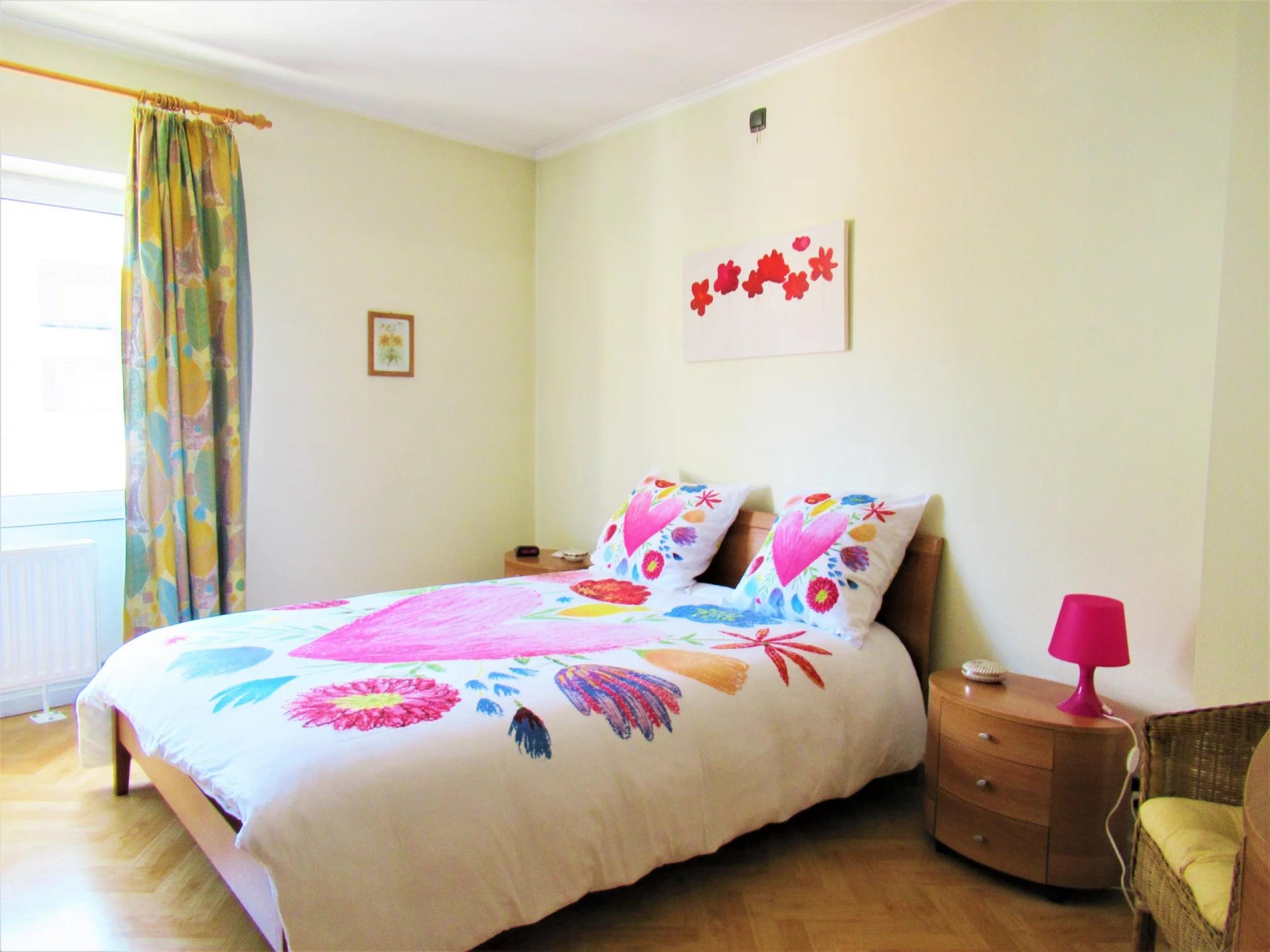 VENDU ! Spacieuse maison 4 chambres, garage, cour