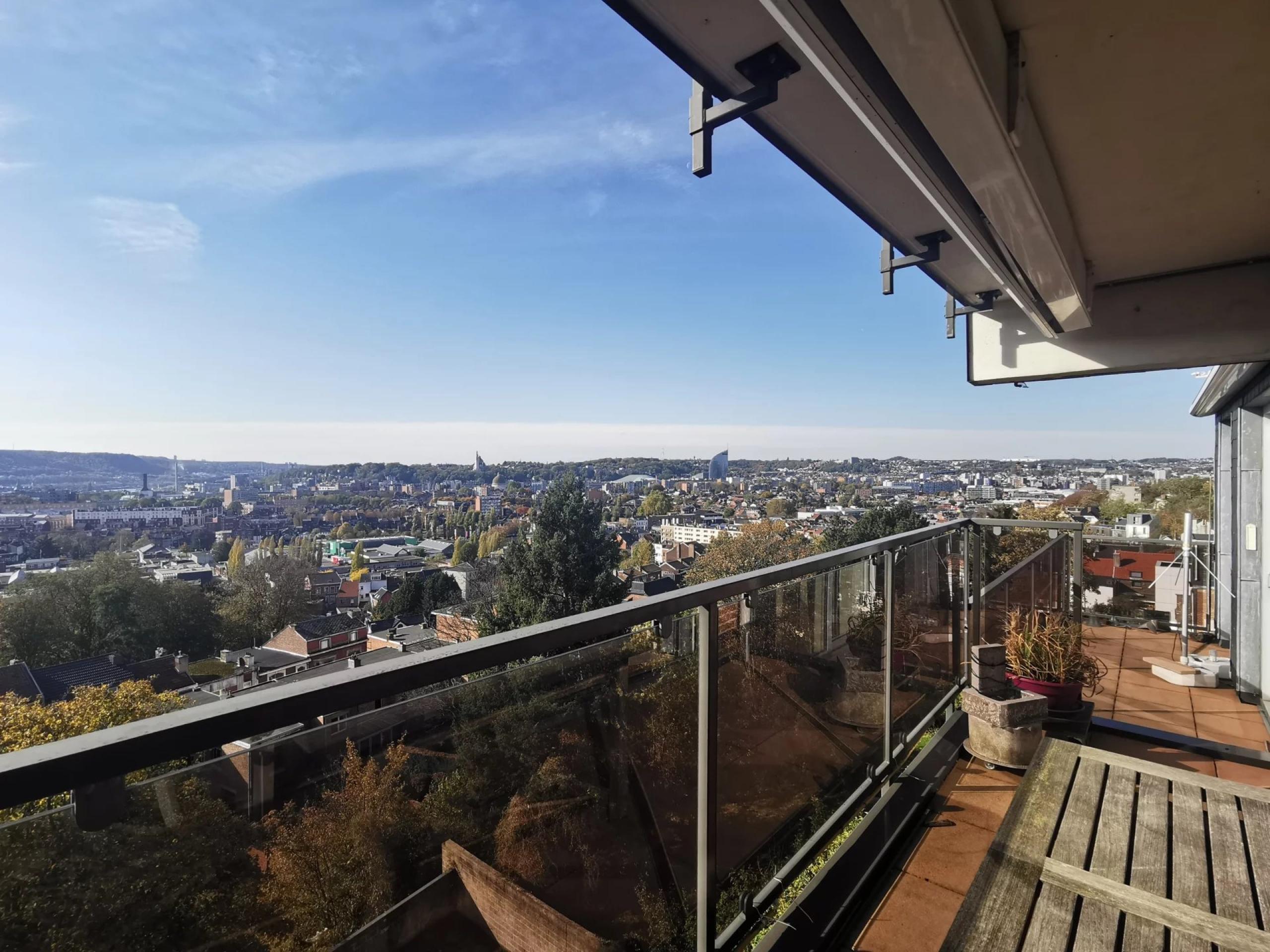 VENDU ! Appartement 3 chambres et terrasses