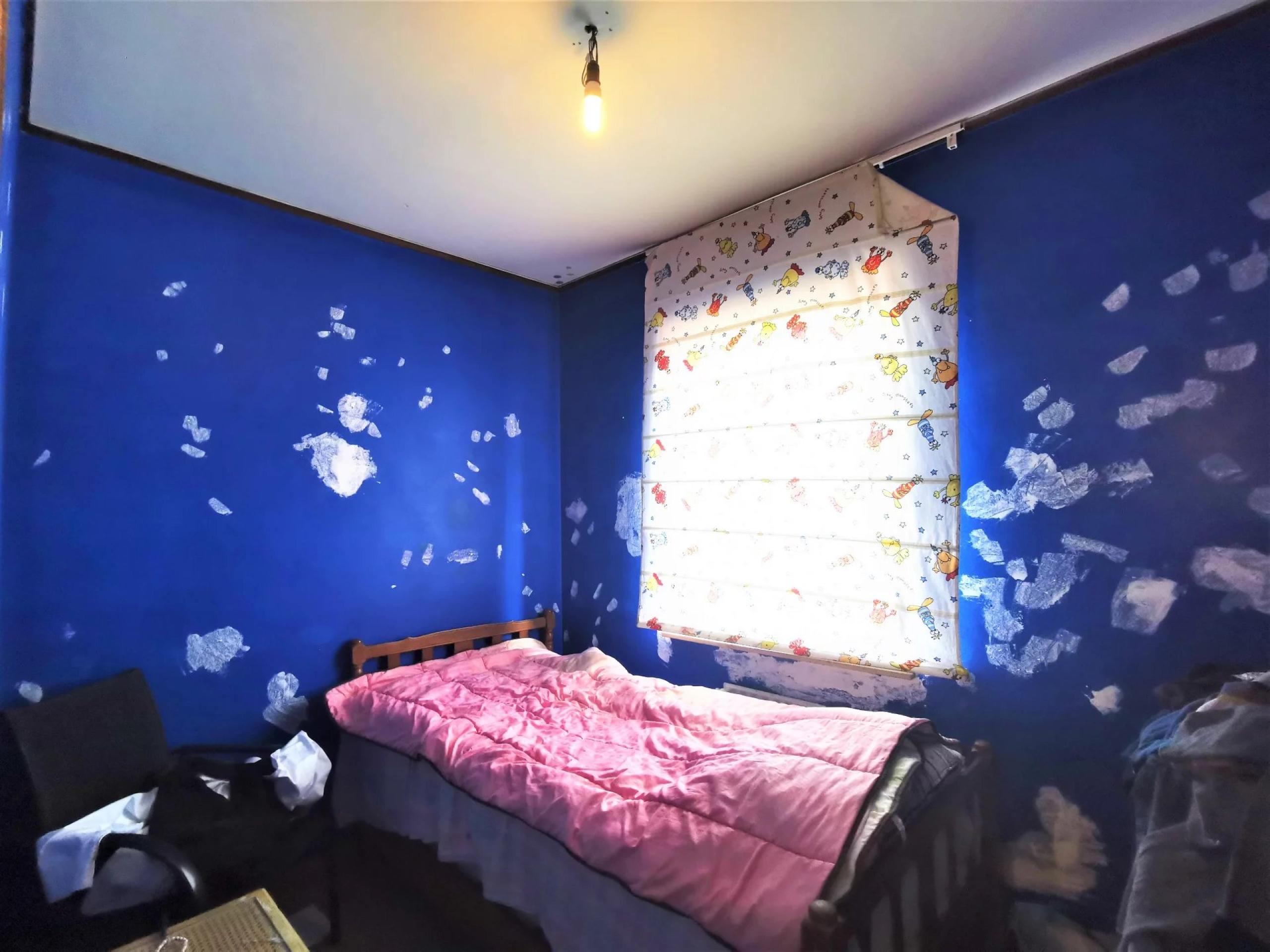 VENDU ! Spacieux immeuble à 3 appartements et 4 garages