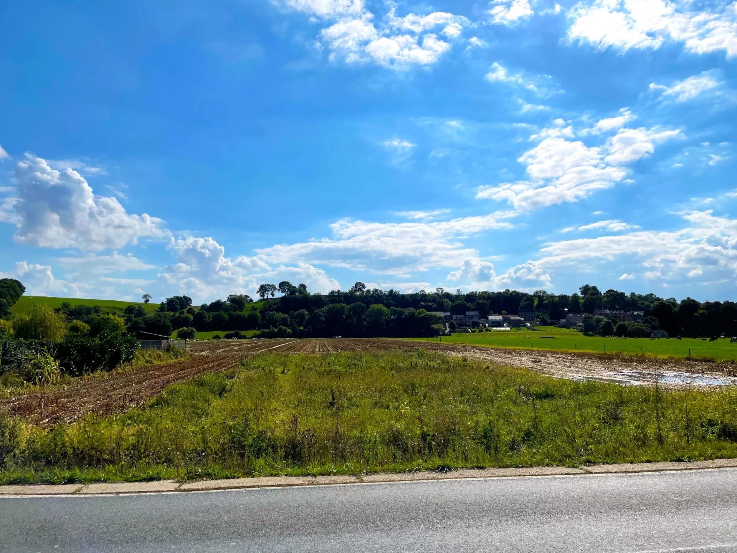 Option ! Jolie parcelle de terrain plat de +/- 943 m²