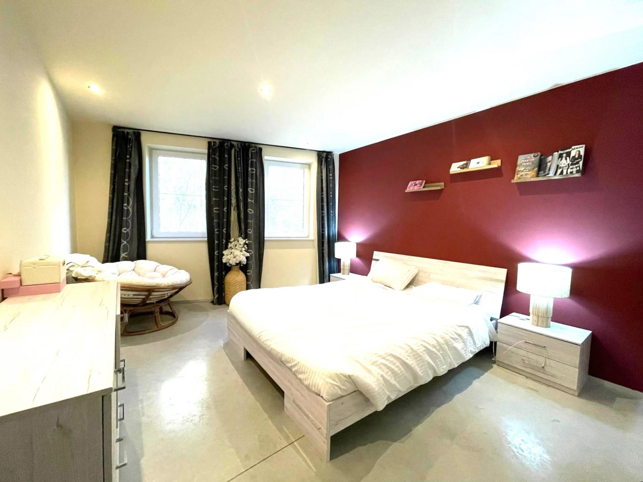 LOUE ! Penthouse 2 chambres, terrasse et parking fermé