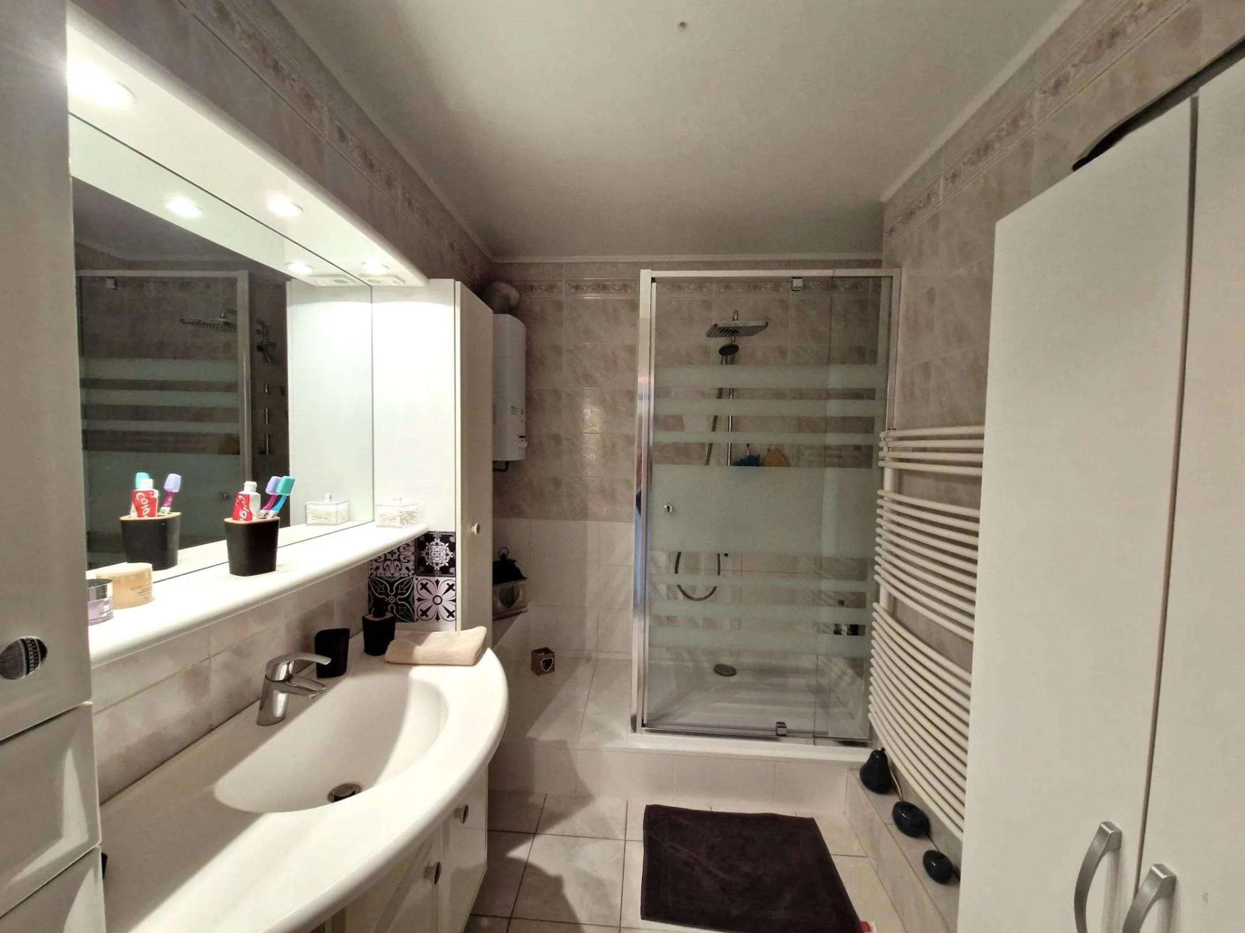 Vendu ! Appartement 3 chambres, terrasses, garage