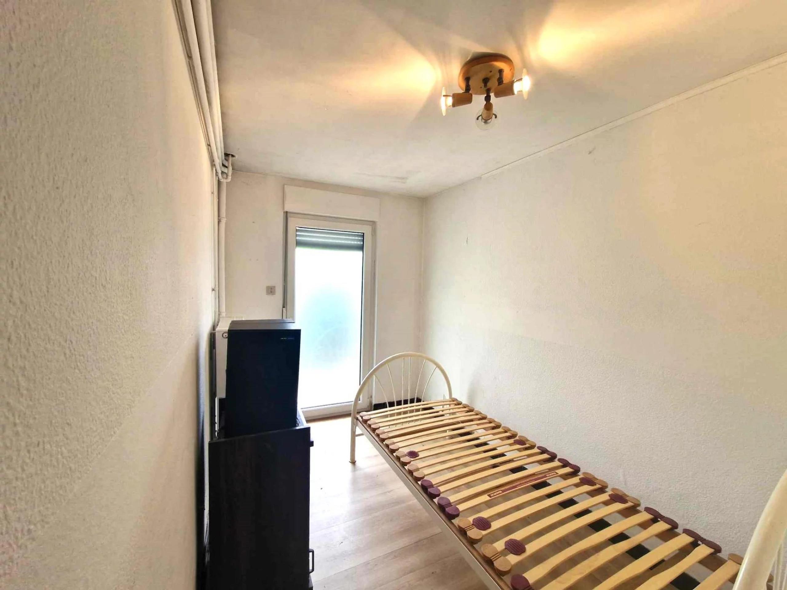 VENDU ! Maison 2 façades, 2 chambres, jardin