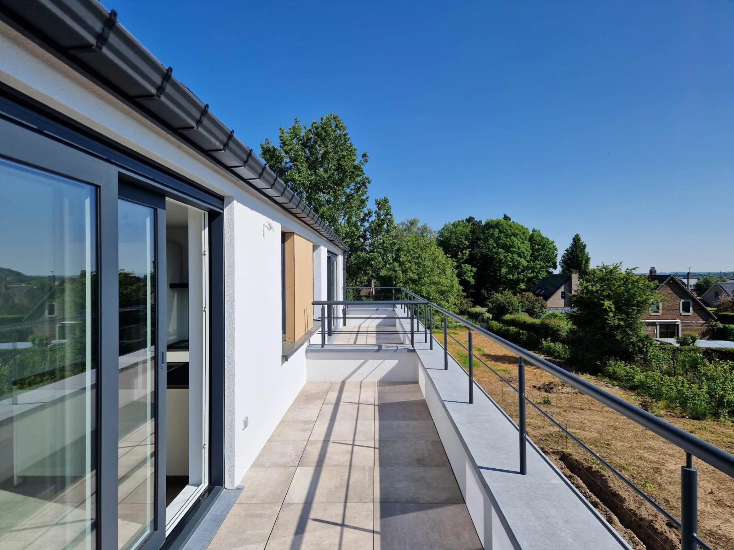 Loué ! Duplex 3 chambres, terrasses et parking