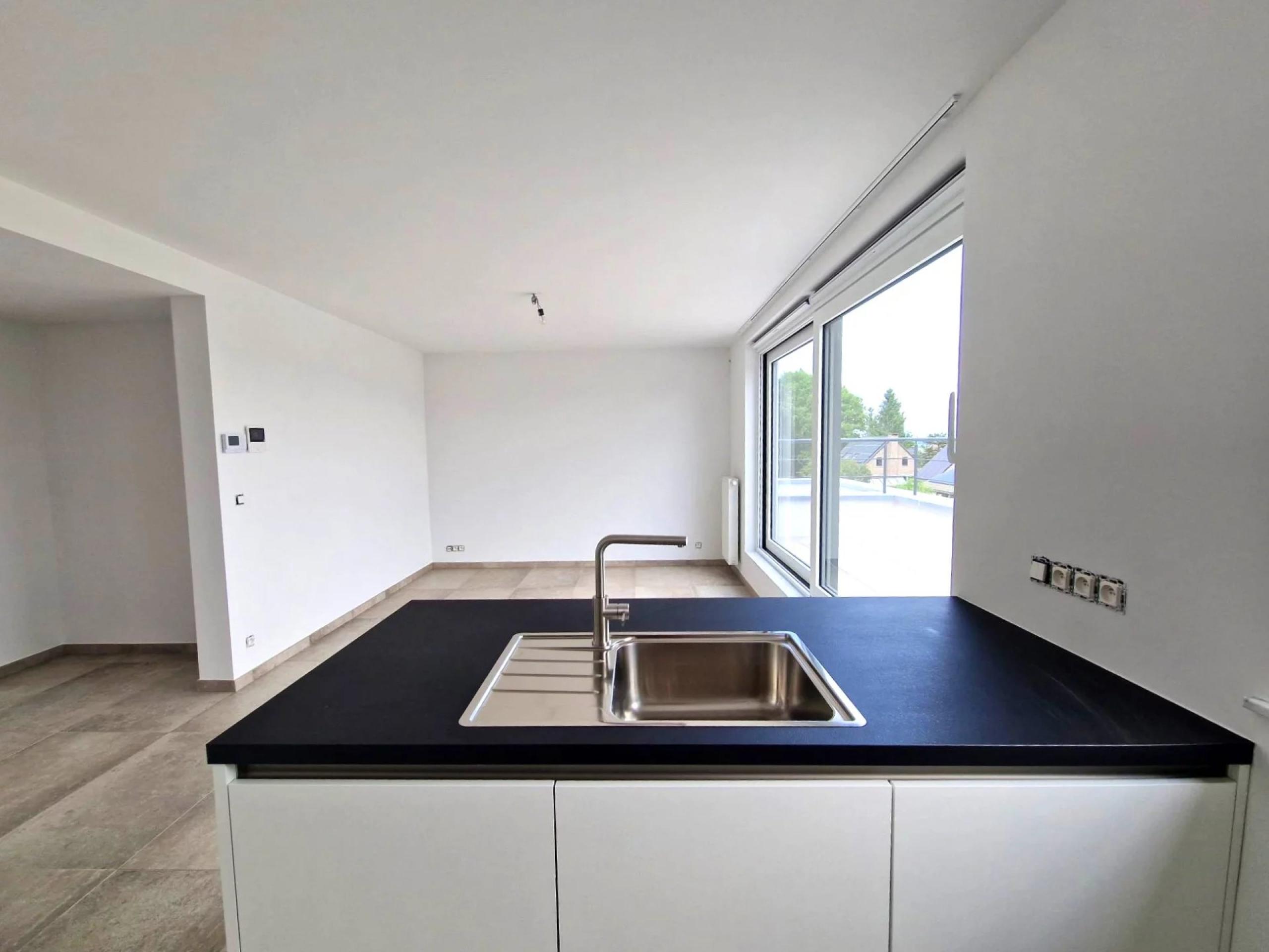 Loué !Duplex 3 chambres, terrasses et parking