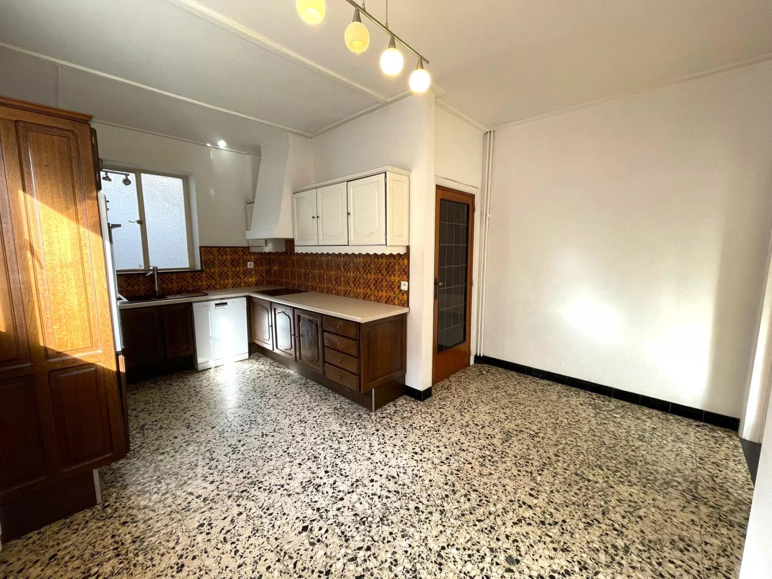 Loué ! Villa 3 chambres, bureau et jardin