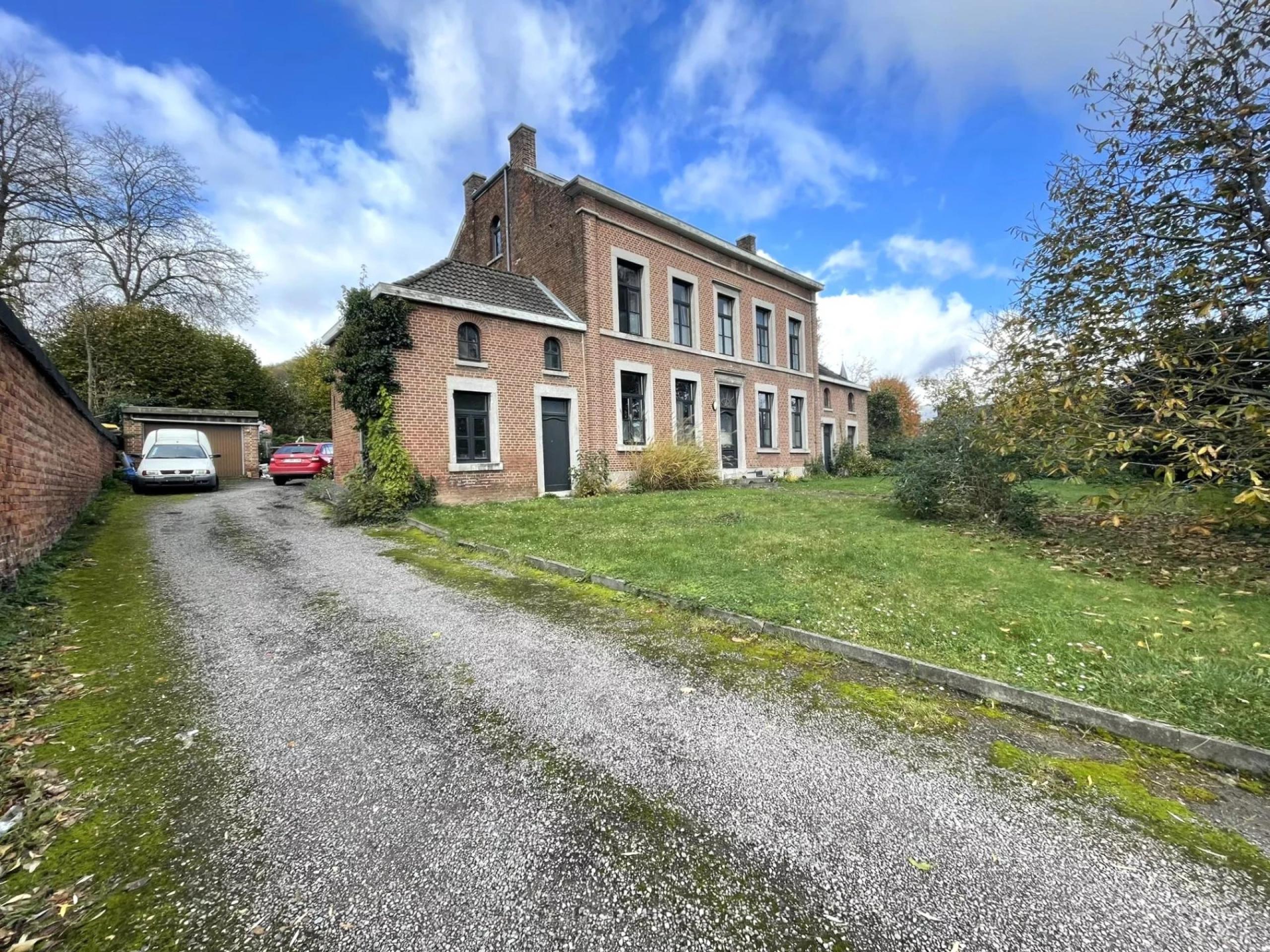 Option ! Charmante villa de caractère 4 façades